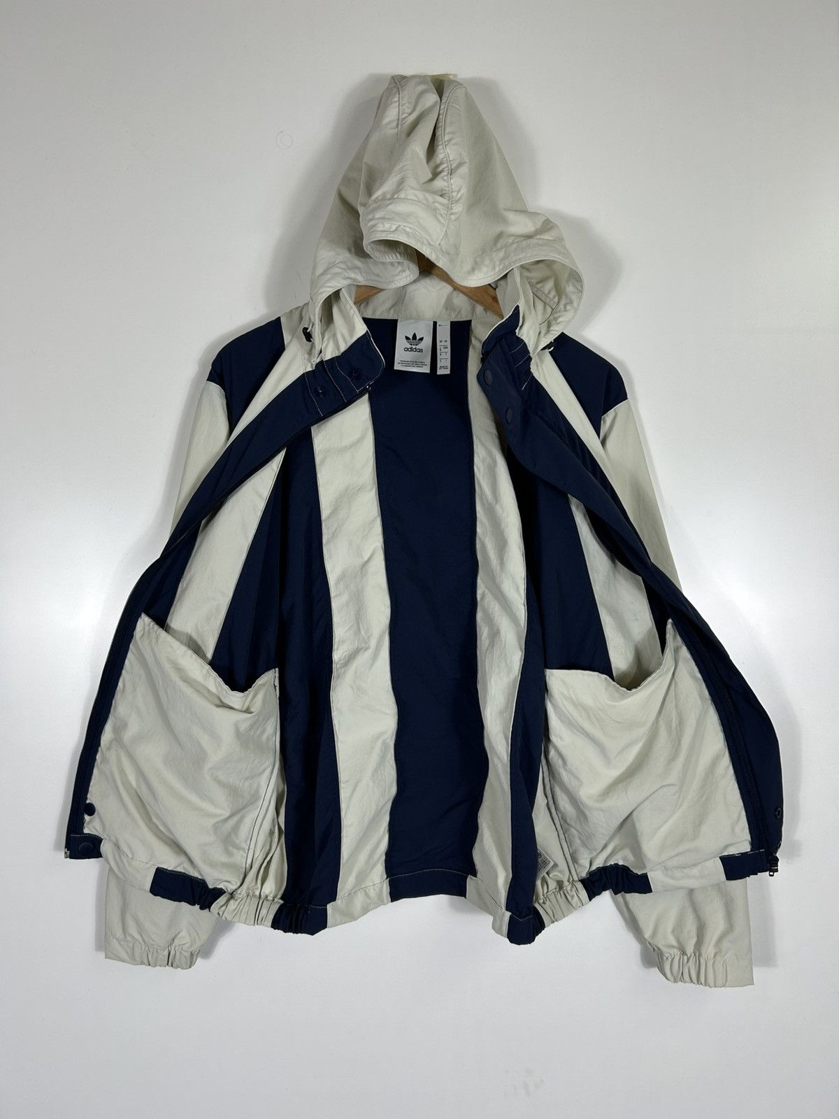 Adidas 🔥Adidas Bailer Wind Hooded Zipper Jacket Size US M / EU 48-50 / 2 - 11 Thumbnail