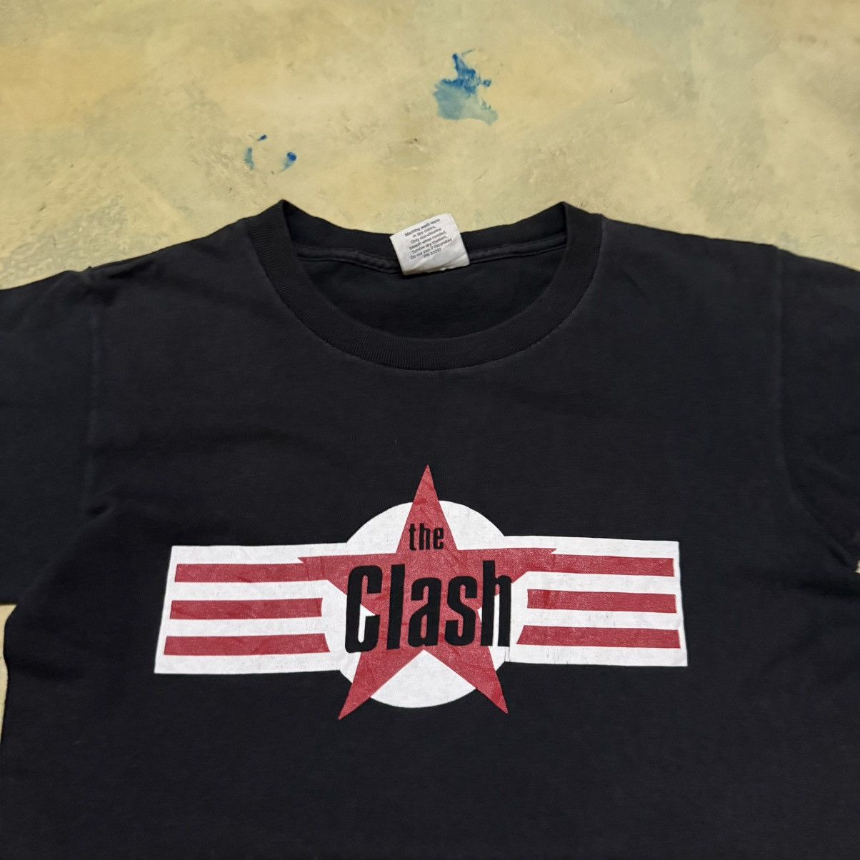 Band Tees Vintage The Clash British Punk Band T Shirt Size US S / EU 44-46 / 1 - 2 Thumbnail
