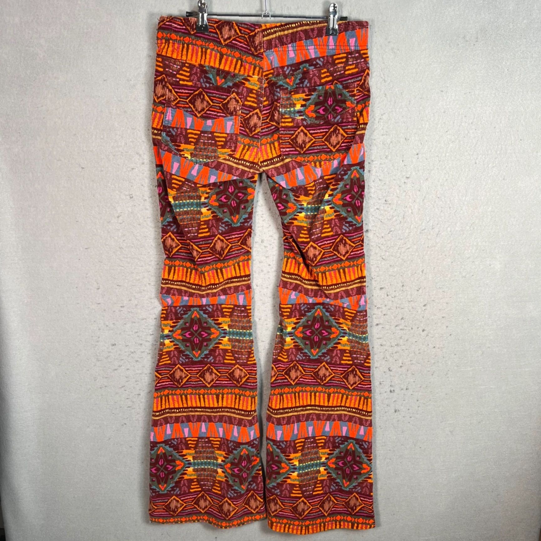 Vintage We The Free Womens Flare Pants Casual Tribal Pattern Size 27 Orange Cotton Blend Size 27" / US 4 / IT 40 - 2 Thumbnail