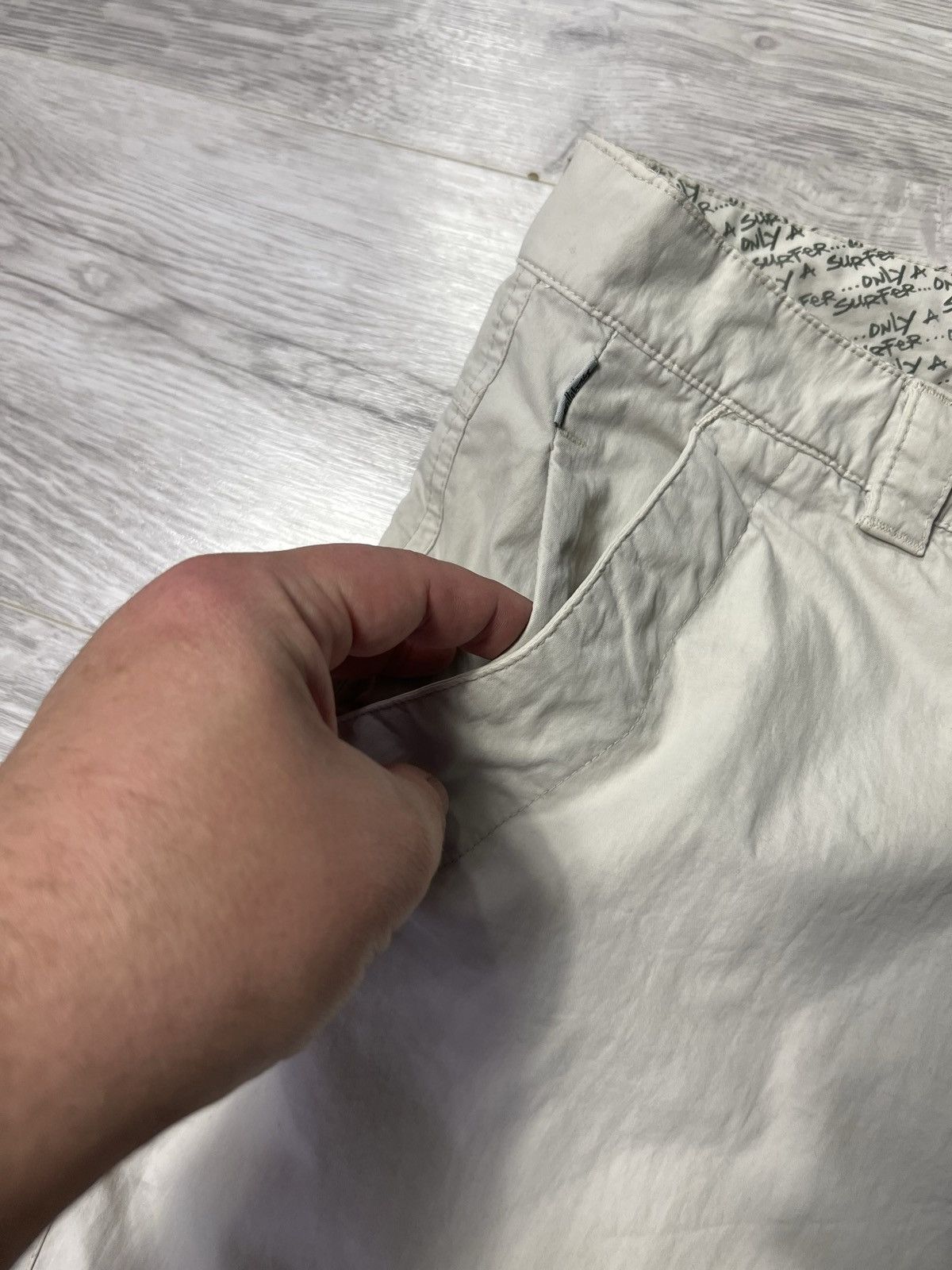 Billabong × Vintage Vintage Billabong Nylon Shorts With Pocket Logo Size US 36 / EU 52 - 6 Thumbnail