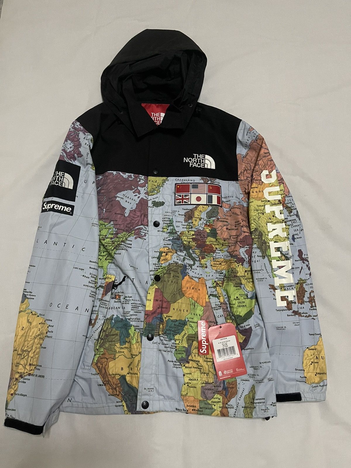 Supreme tnf the north face atlas maps coach jacket