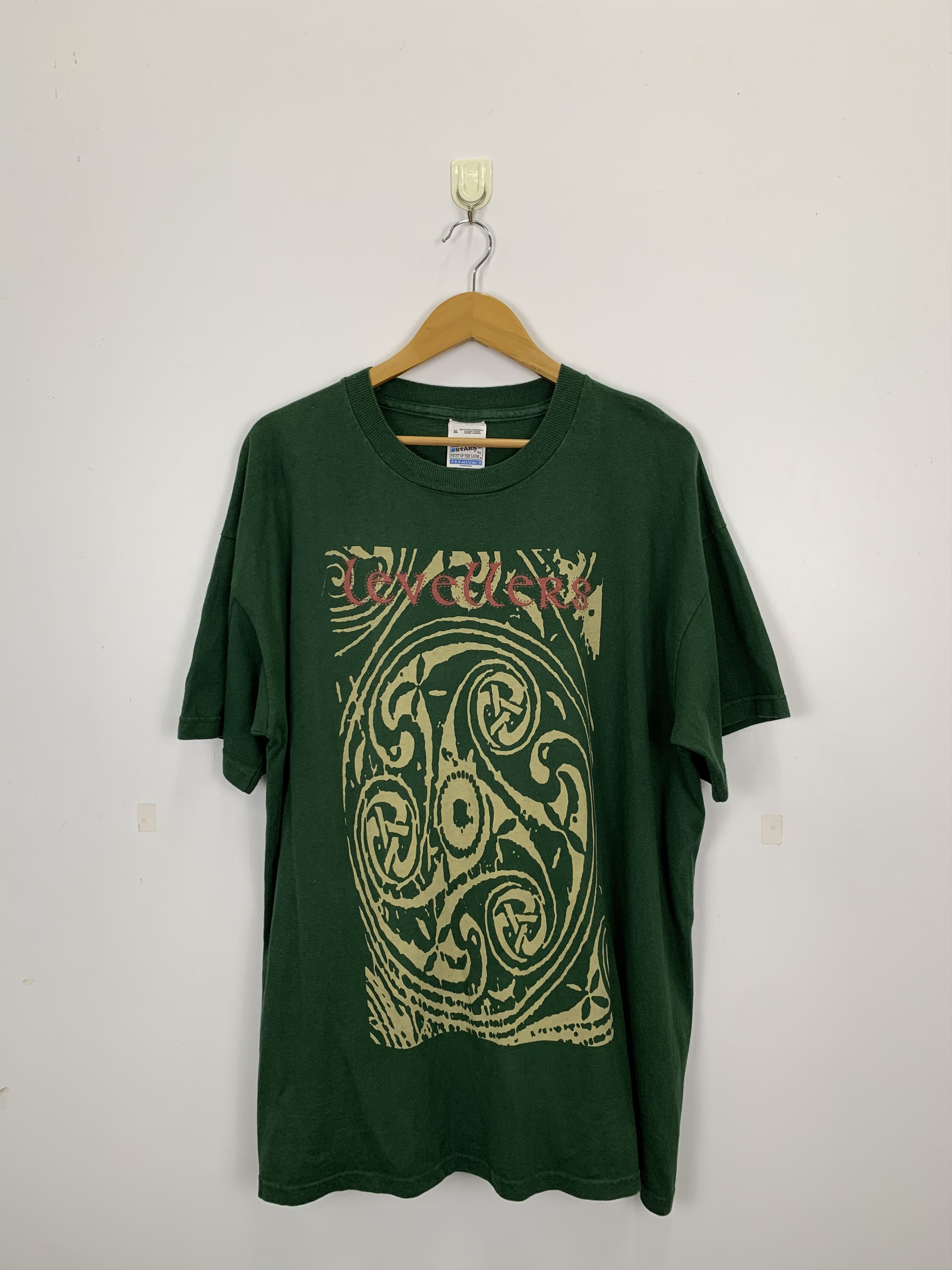 Band Tees × Vintage Vintage 90s Levellers Band T Shirt TA0182 Size US XL / EU 56 / 4 - 1 Thumbnail