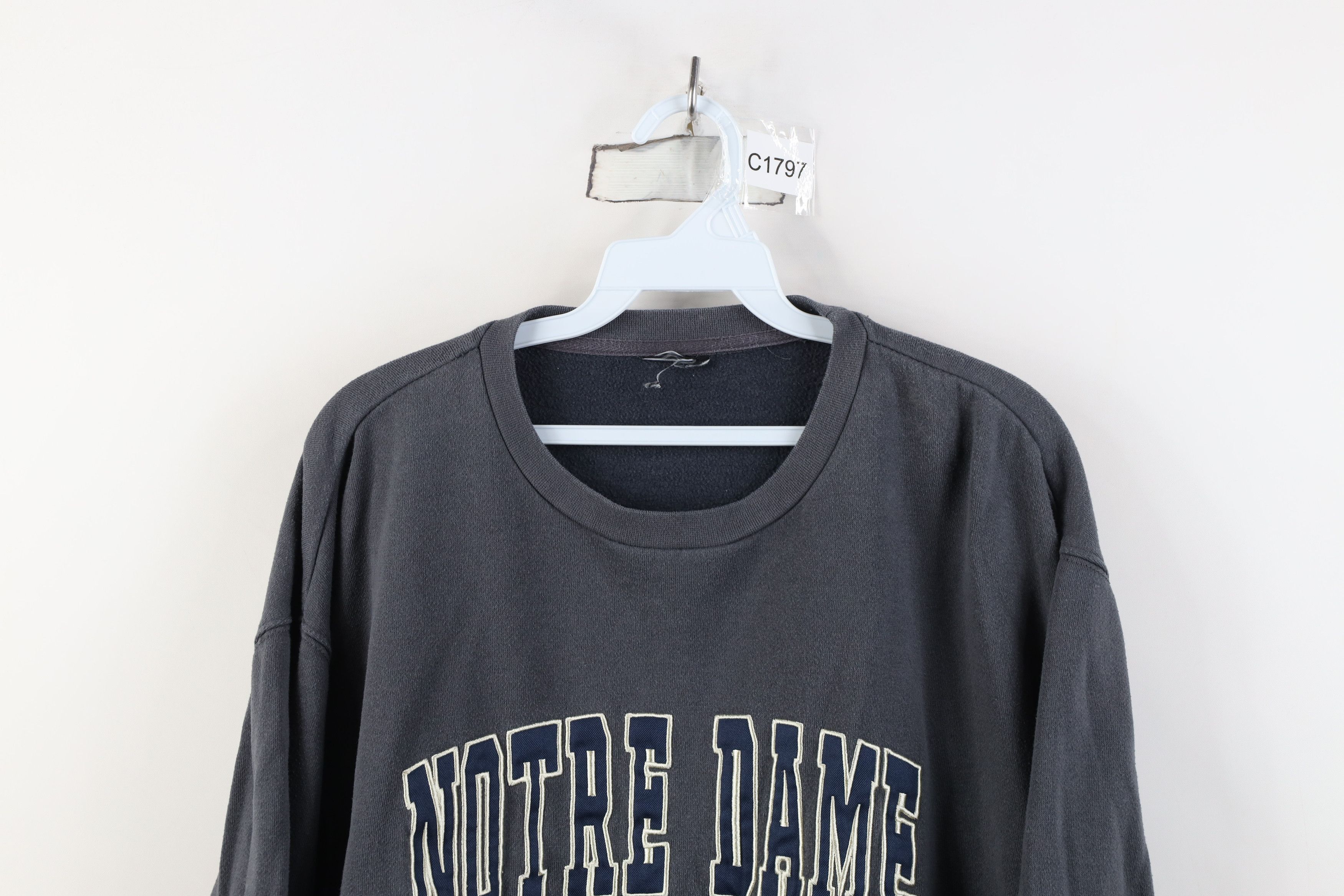 Vintage Vintage Notre Dame University Crewneck Sweatshirt Gray Size US XL / EU 56 / 4 - 2 Thumbnail