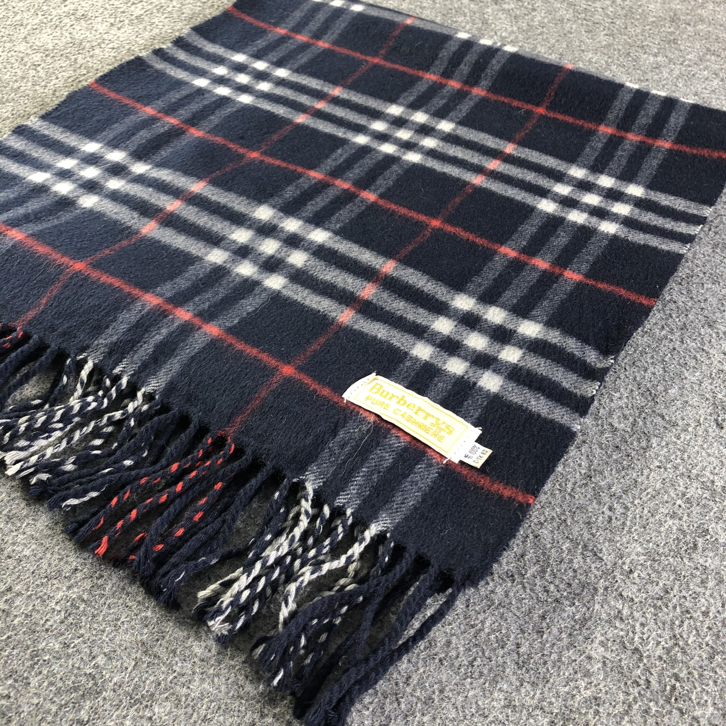 Burberry Burberry Pure Cashmere Scarf / Muffler / Neckwear P133 Size ONE SIZE - 4 Thumbnail