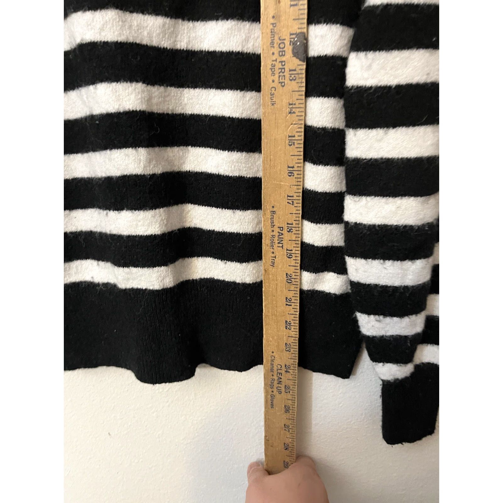 H&M H & M Women’s Knit Sweater Black & White Striped Size XS Acrylic Shirt Womens Size XS / US 0-2 / IT 36-38 - 4 Thumbnail