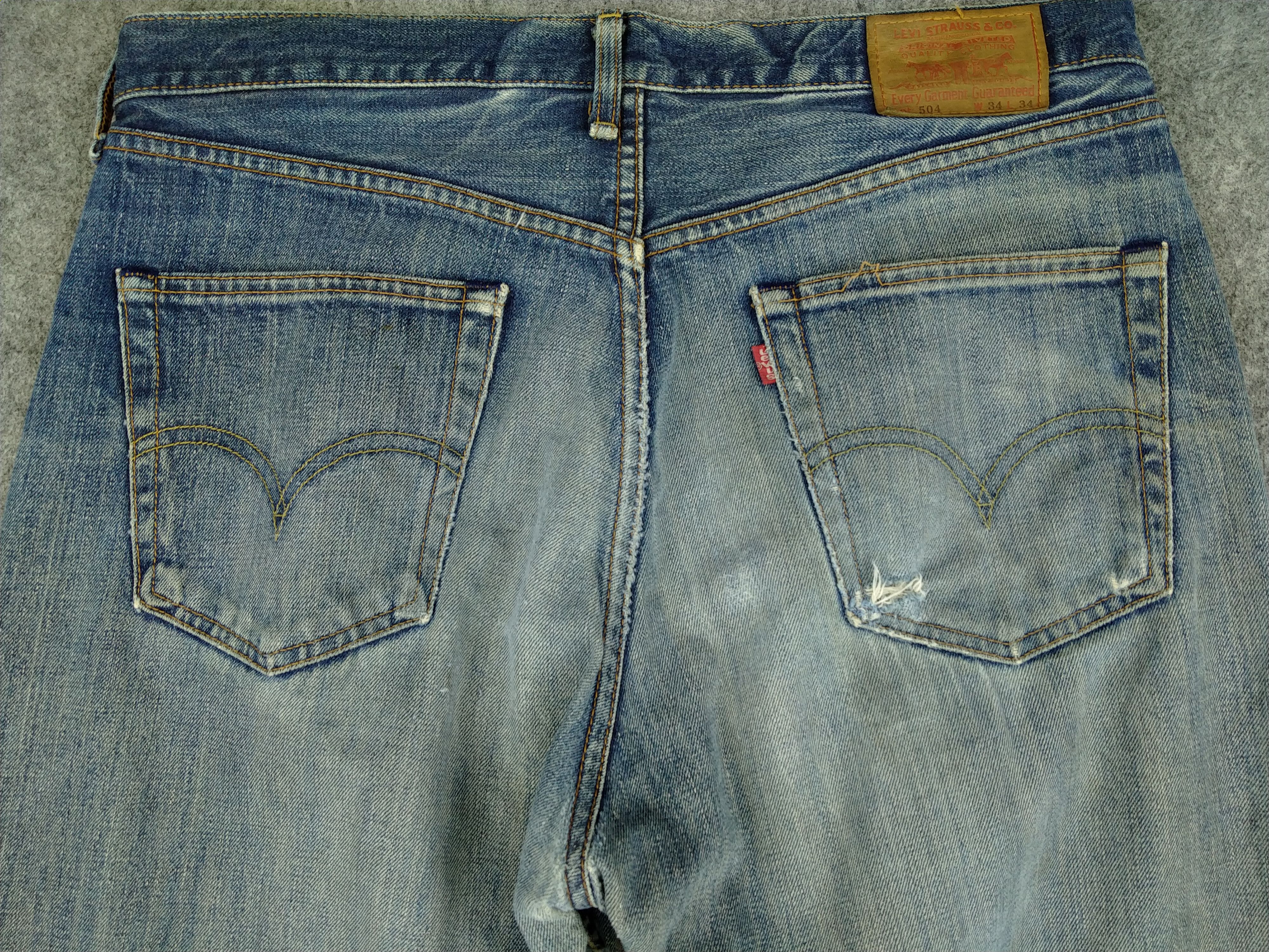 Levi's Distressed Vintage Levi's 504 Jeans 35x29.5 Denim -JN885 Size US 35 - 4 Thumbnail