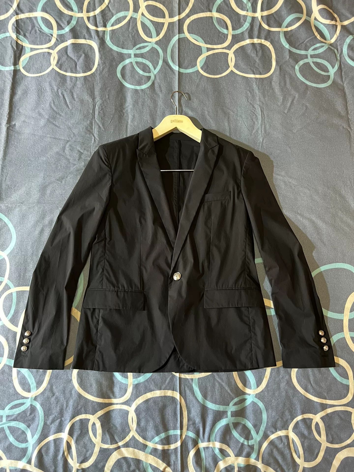 Balmain balmain black slim-fit blazer with silver buttons Size US L / EU 52-54 / 3 - 1 Thumbnail