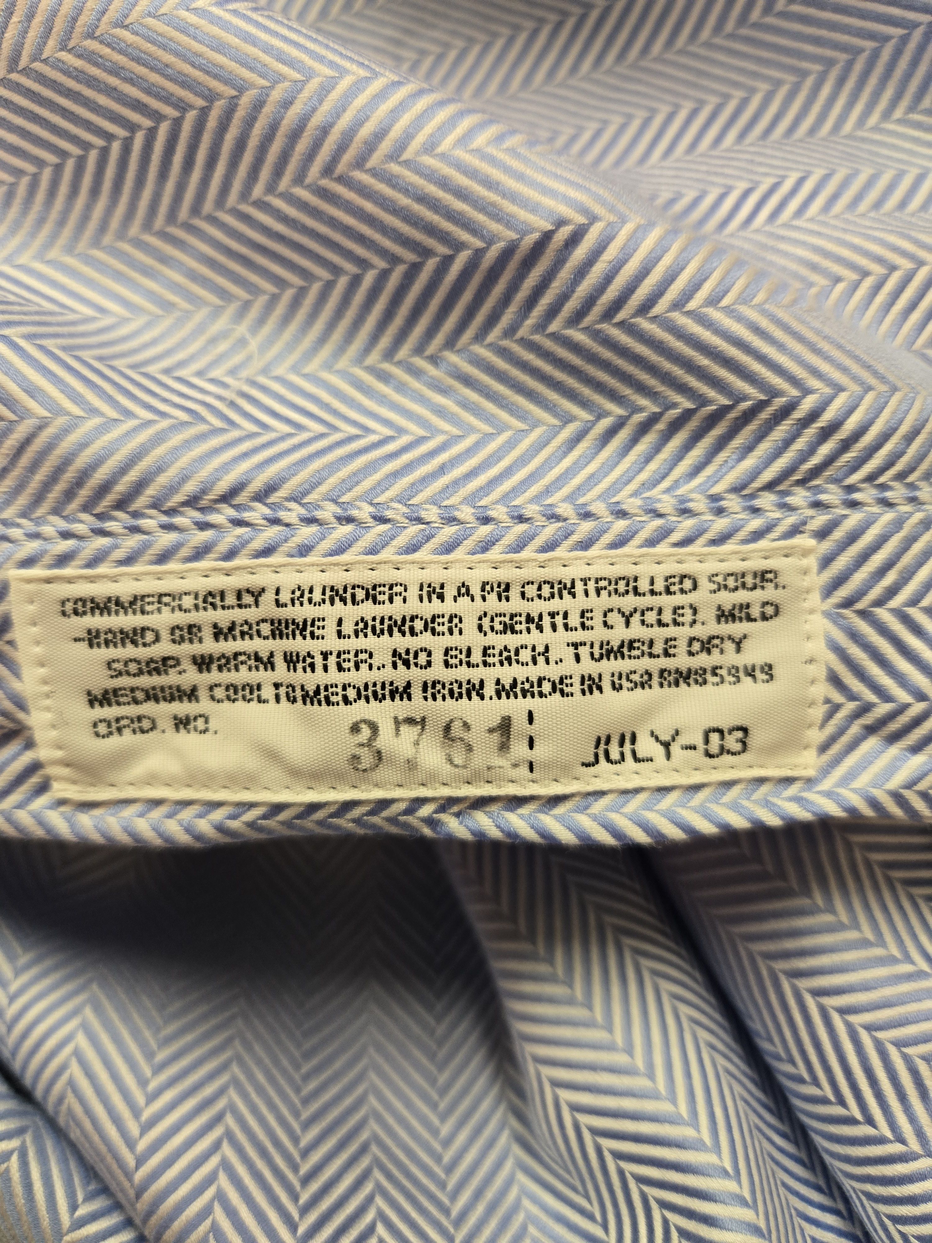 Tom James Blue Herringbone Dress Shirt Contrast Collar Cuffs Size US L / EU 52-54 / 3 - 4 Thumbnail
