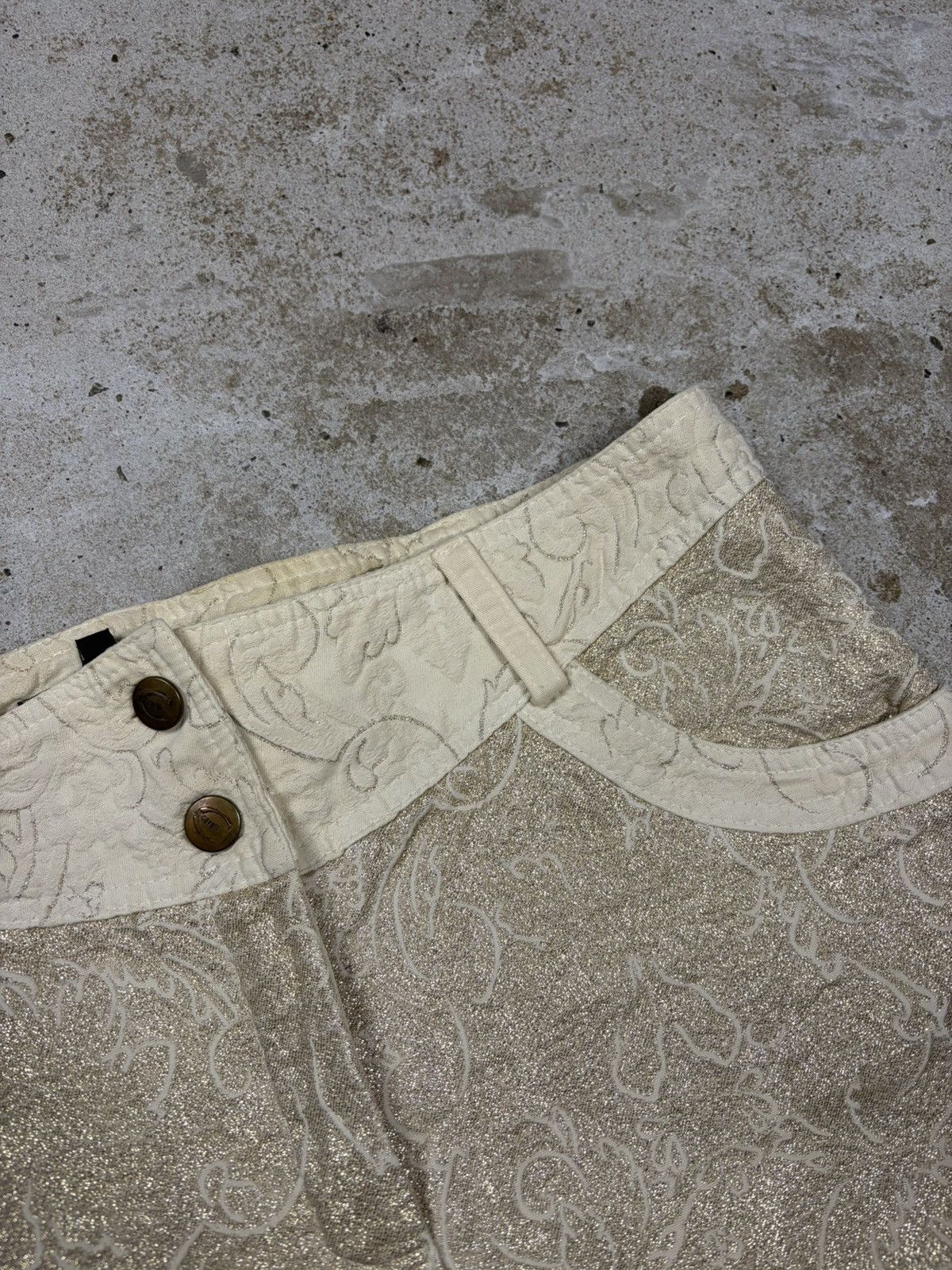 Just Cavalli 2000s Just Cavalli Roberto Beige Gold Mini Skirt Cow Belt Size 32" / US 10 / IT 46 - 5 Thumbnail