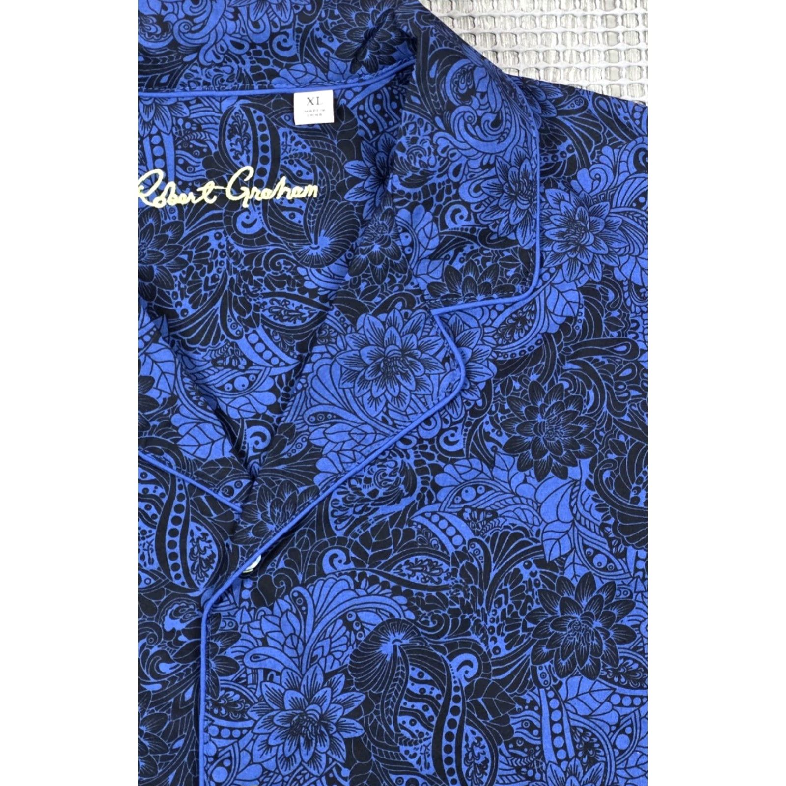 Robert Graham Robert Graham Pajama Top Shirt XL Cotton Button Up Royal Blue & Black Floral AOP Paisley Modern Sleepwear Men Size US XL / EU 56 / 4 - 3 Thumbnail