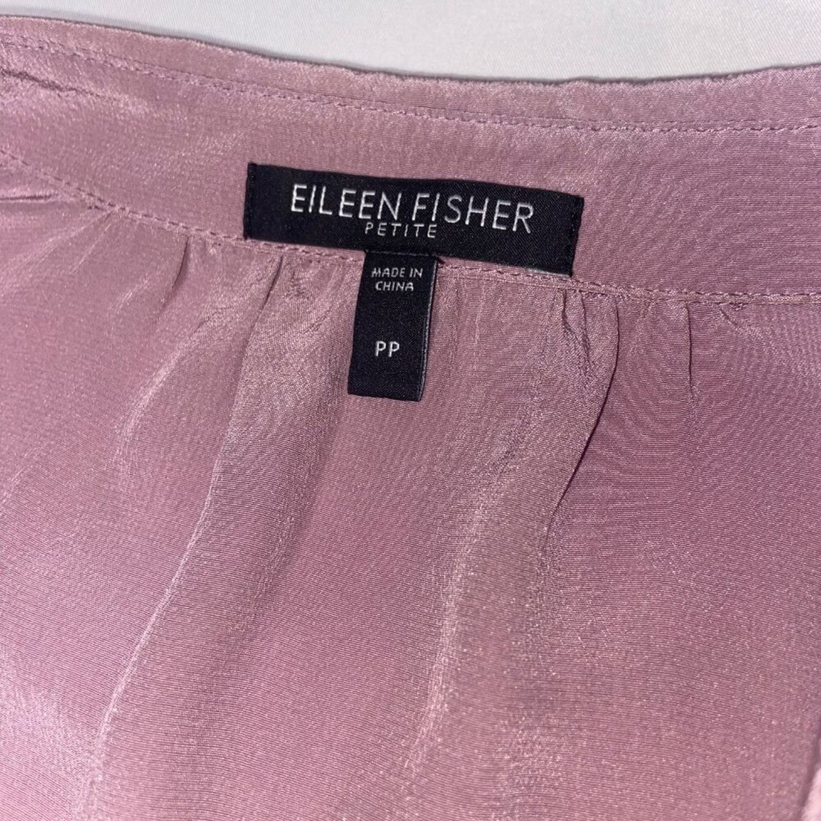 Eileen Fisher Eileen Fisher Top Blouse Collared Lavender 100% Silk PP Size S / US 4 / IT 40 - 2 Thumbnail