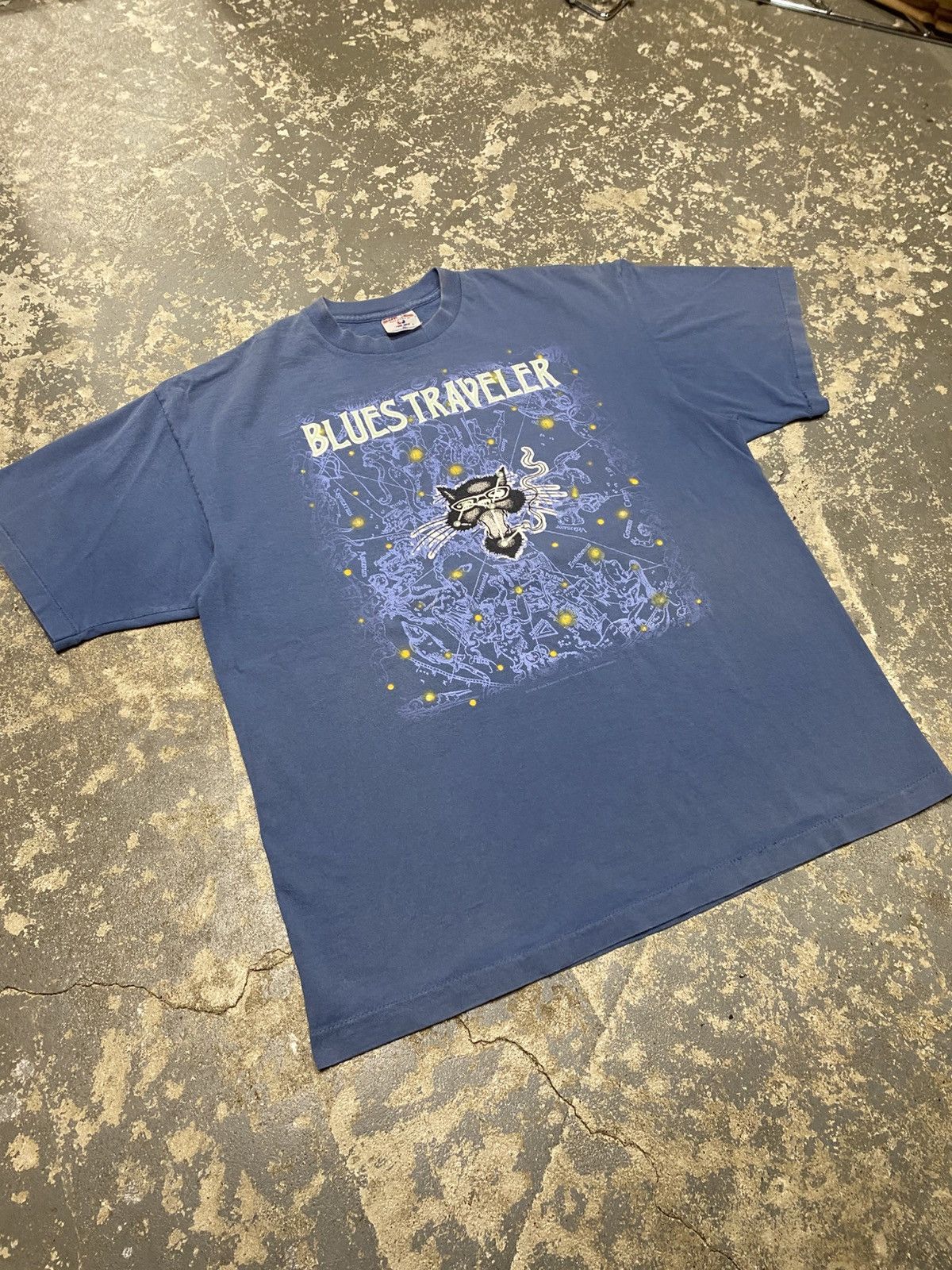 Japanese Brand × Vintage Vintage Blue Travelers Cat Straight On Till Morning Tshirt Size US XL / EU 56 / 4 - 9 Thumbnail