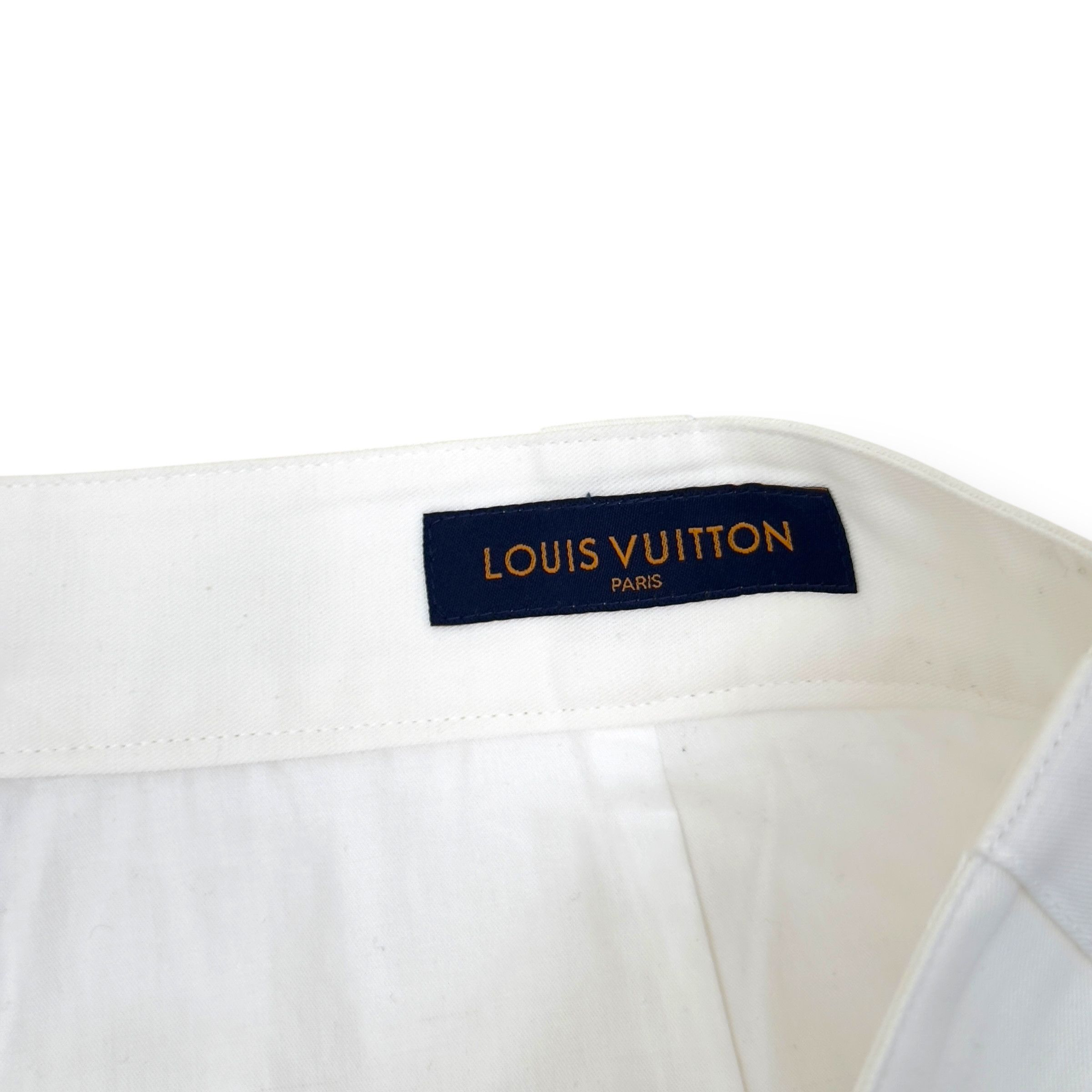 Louis Vuitton LOUIS VUITTON SOFT CARGO SHORTS LUXURY WHITE 44 / L Size US 34 / EU 50 - 8 Thumbnail