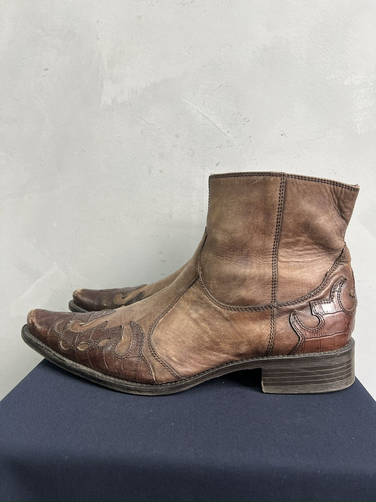 Western Rise Western guidi style ankle moto boots hype Size US 9 / EU 42 - 6 Thumbnail