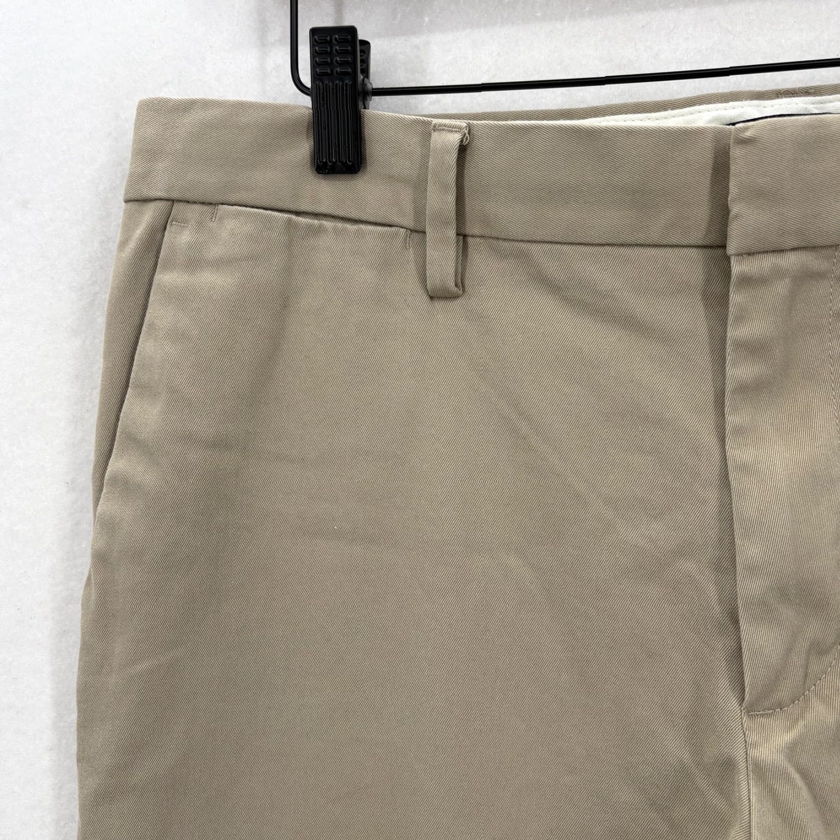 Banana Republic Banana Republic Rapid Movement Chino Pants Mens 33x28 Athletic Tapered Beige Solid Front Flat Pockets Zip Front Casual Business Mens Size US 33 - 3 Thumbnail