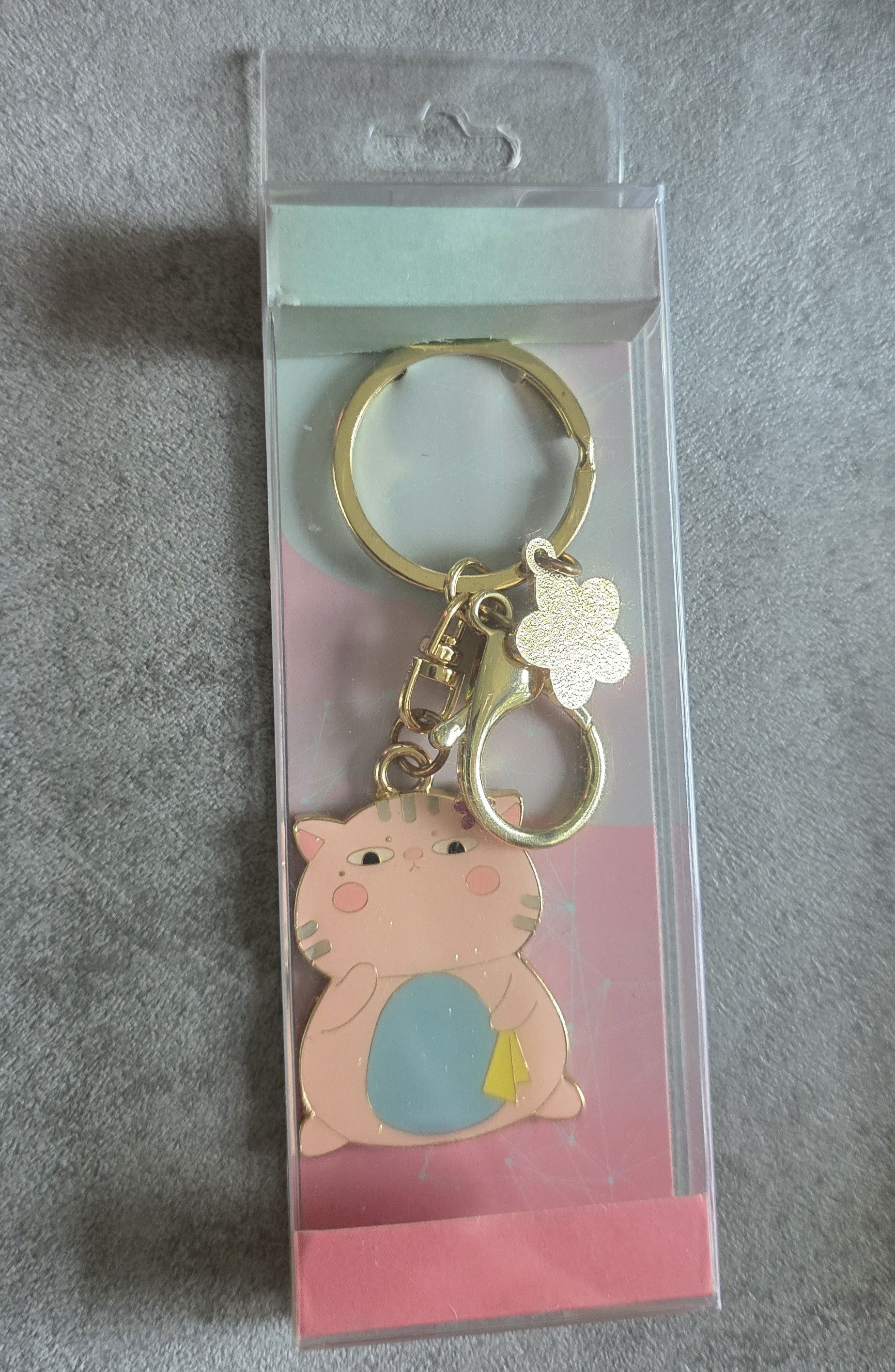 Other NIP Sakura Cherry Blossom Kawaii Cat Kitten Key Chain Size ONE SIZE - 1 Thumbnail