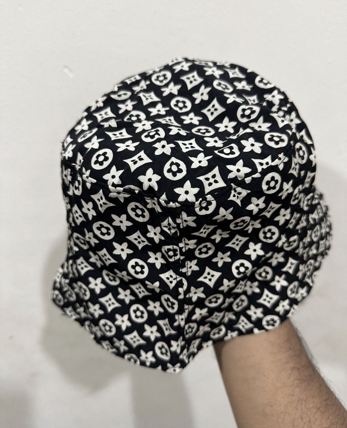 Japanese Brand Monogram Like LV Bucket Hat Size ONE SIZE - 4 Thumbnail