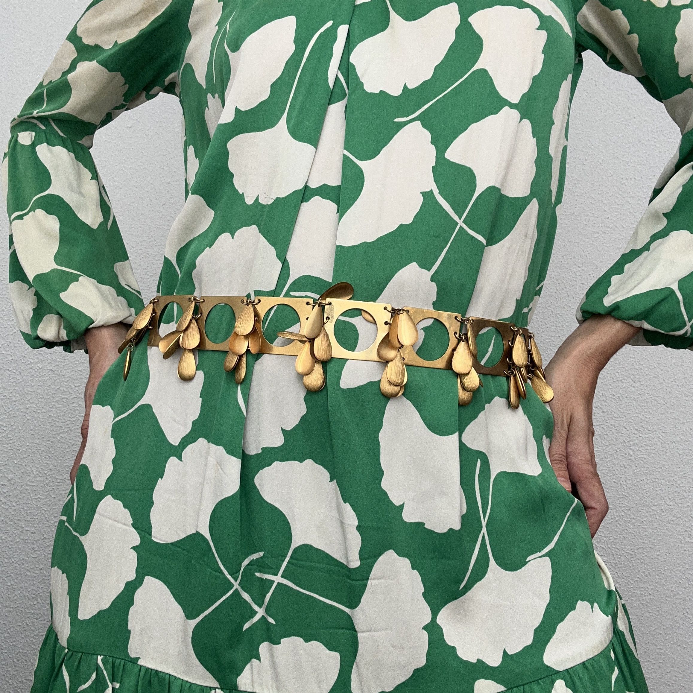 Vintage Vintage 1970s Gold Brutalist Leaf Belt Size ONE SIZE - 3 Thumbnail