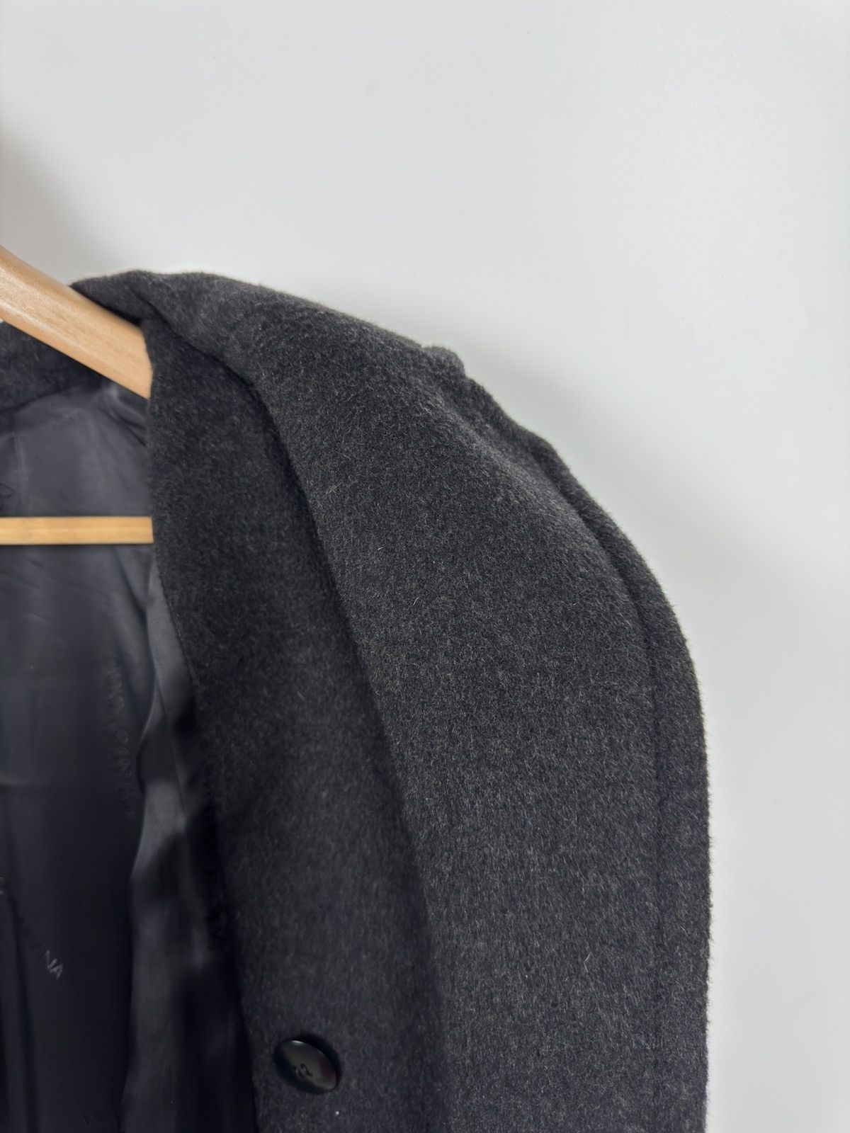 Dolce & Gabbana Dolce& Gabbana Heavy Wool Black Double-Breasted Coat Size US M / EU 48-50 / 2 - 17 Thumbnail