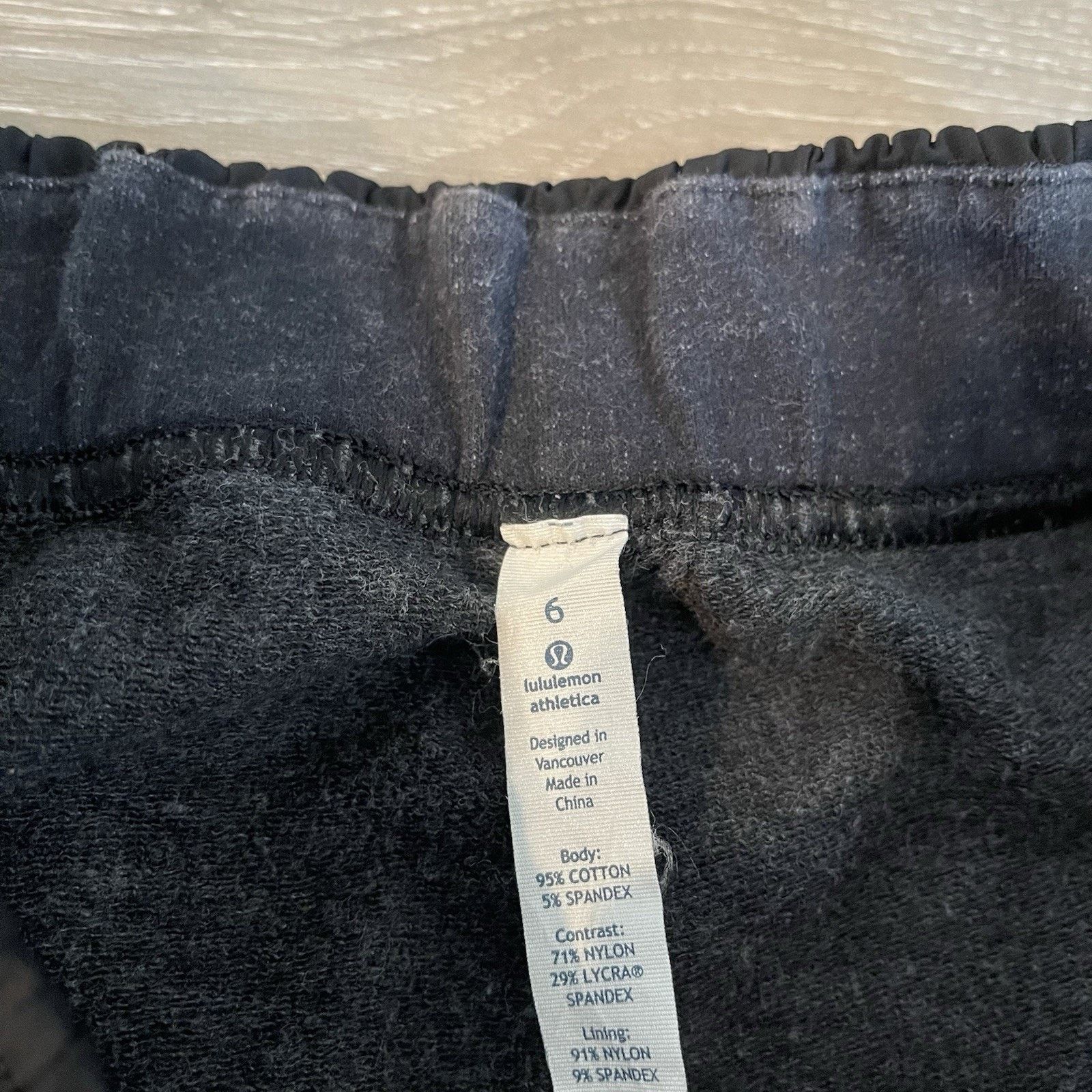 Lululemon Womens LULULEMON Pleated Pull On Sweatpant Sweat Pants 6 Size 28" / US 6 / IT 42 - 5 Thumbnail