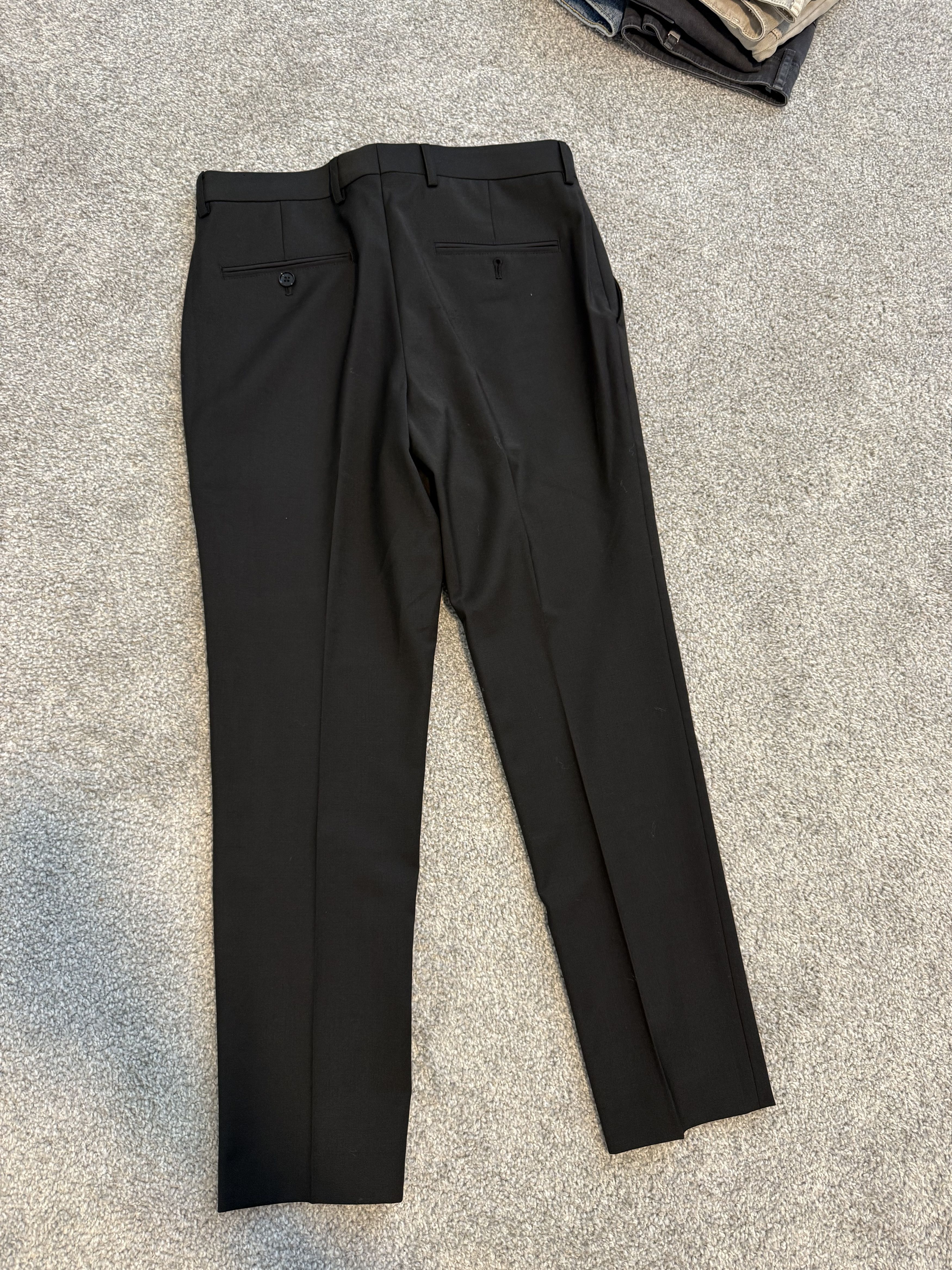 Express EXTRA SLIM BLACK WOOL-BLEND MODERN TECH SUIT PANT Size US 29 - 3 Thumbnail