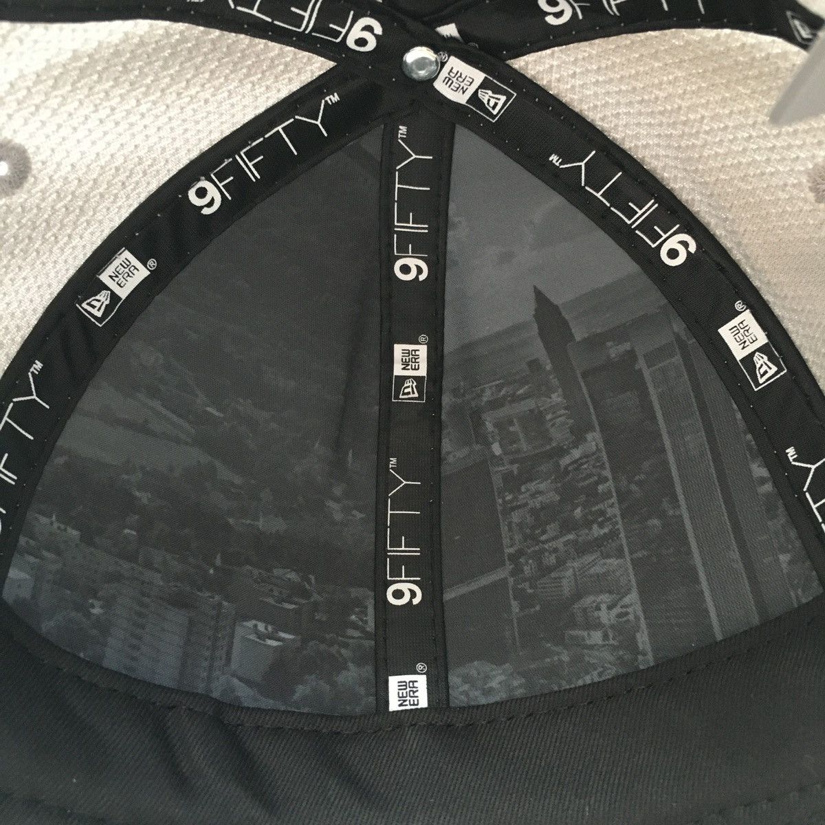New Era New Era x 43 Einhalb MMXI 9Fifty Hat Super LTD Size ONE SIZE - 8 Thumbnail