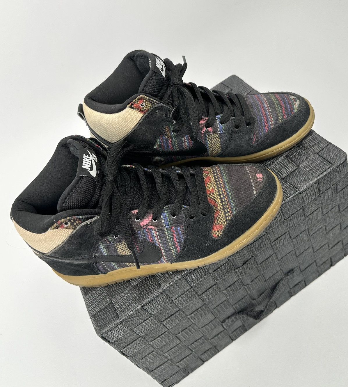 Nike Nike SB Dunk High Premium Hacky Sack 2013 Size US 8 / EU 41 - 2 Thumbnail
