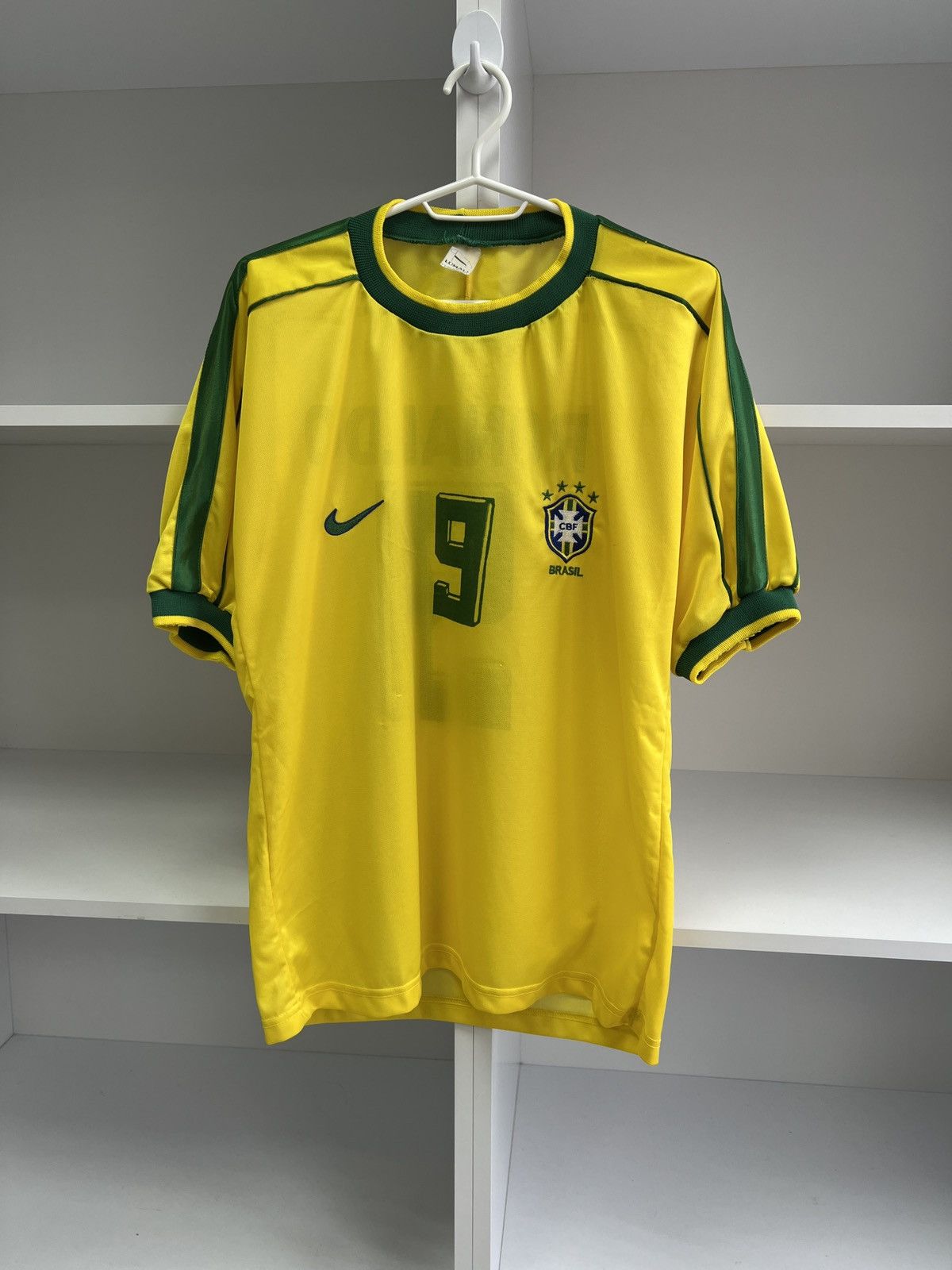 Penalty × Vintage Vintage Brazil Ronaldo football jersey Size US M / EU 48-50 / 2 - 3 Thumbnail