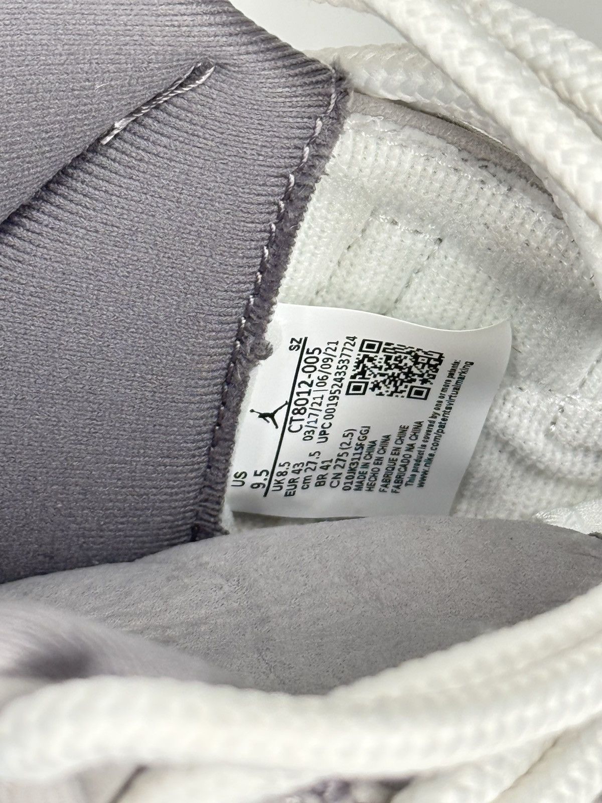 Nike Jordan 11 Retro Cool Grey Size US 9.5 / EU 42-43 - 6 Thumbnail