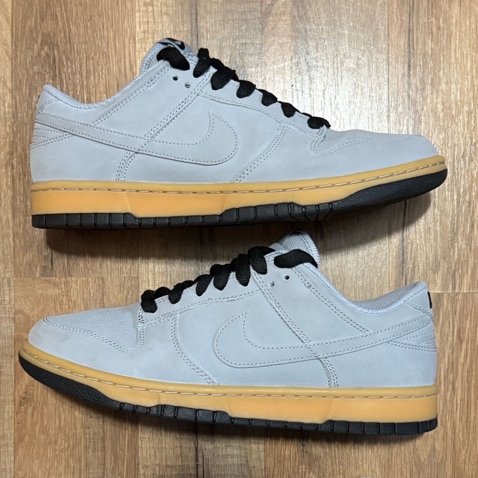 Nike Nike Dunk Low SE Wolf Grey Gum Size US 9.5 / EU 42-43 - 2 Thumbnail