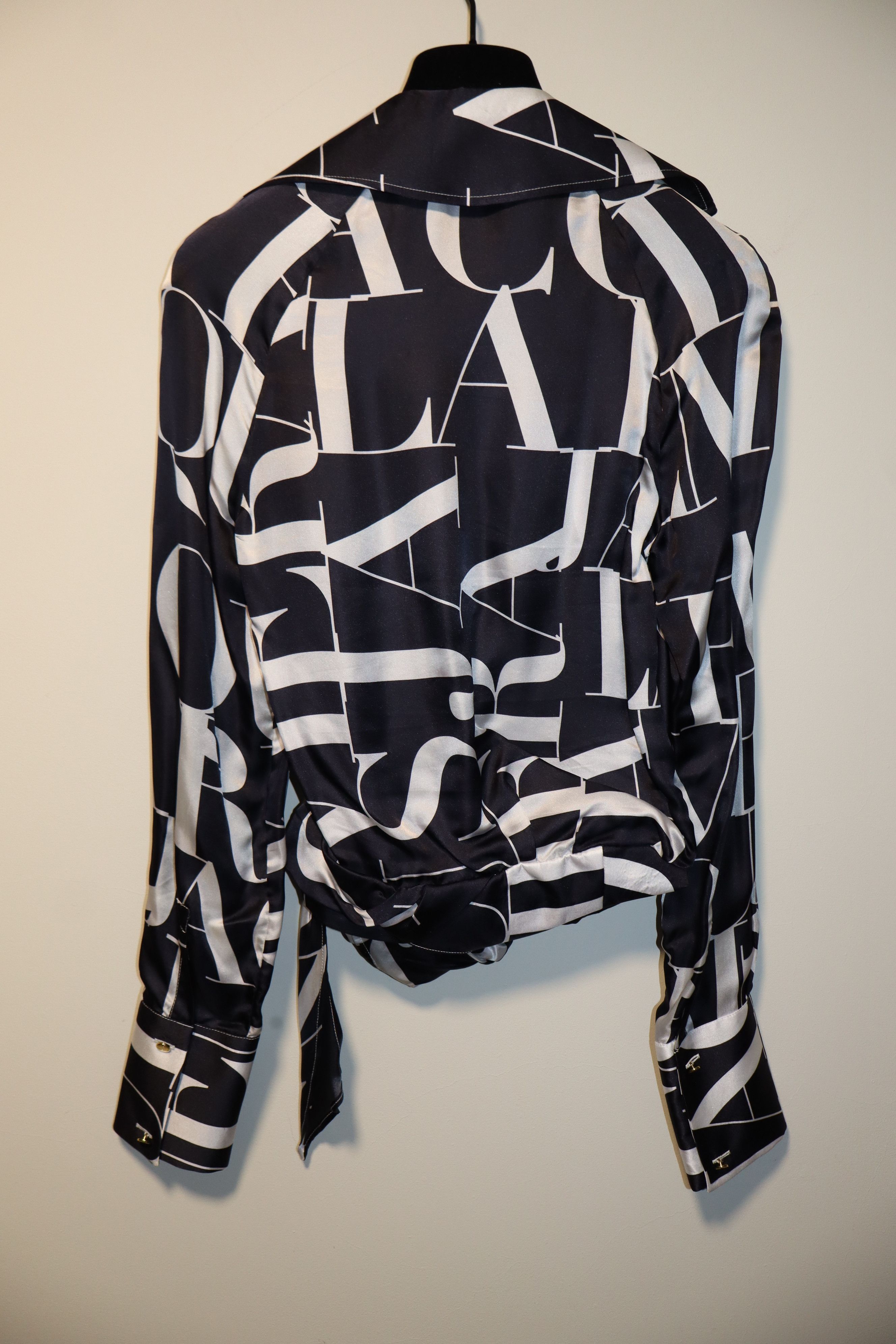 Jacquemus "La Riviera" silk shirt Size XXS / US 00 / IT 34 - 6 Thumbnail