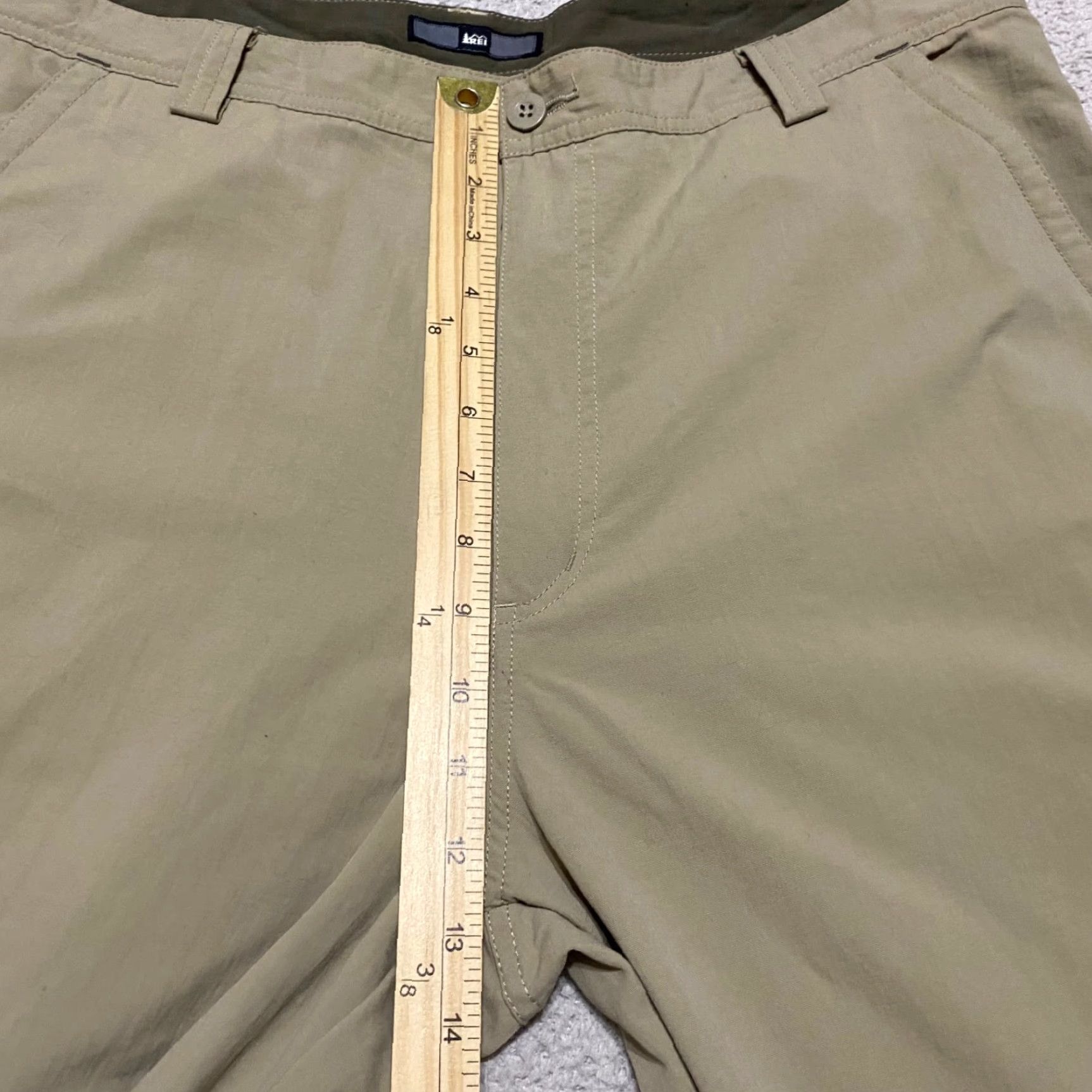 Vintage REI Pants Beige 38x32 Cargo Straight Mid Pants Mens Regular Beige 38x32 Cargo Pocket Nylon UPF 40 Outdoor Hiking Nature 90s Mens Size US 38 / EU 54 - 7 Thumbnail