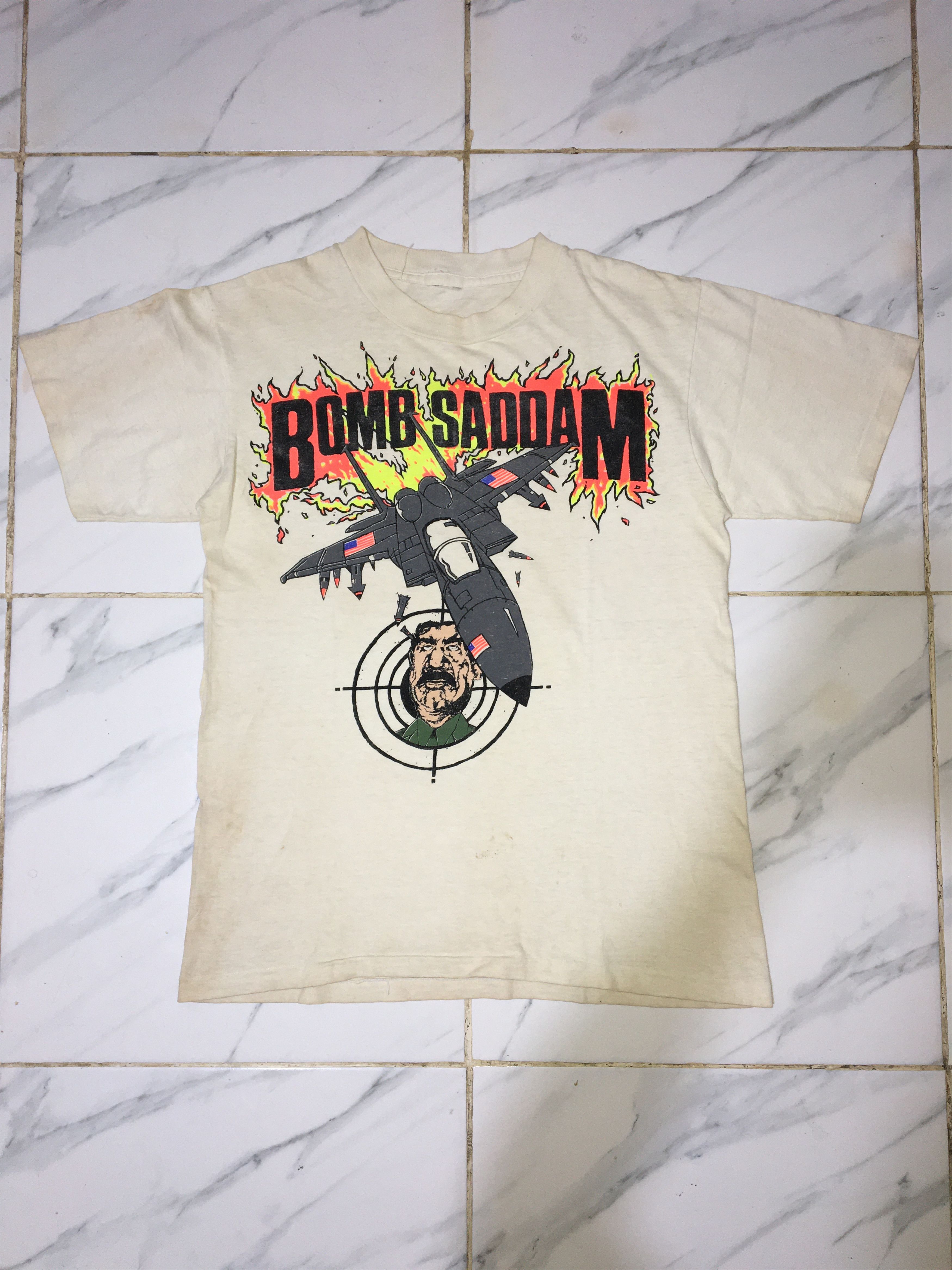 Vintage Vintage Bomb Saddam Tshirt Size US M / EU 48-50 / 2 - 1 Thumbnail