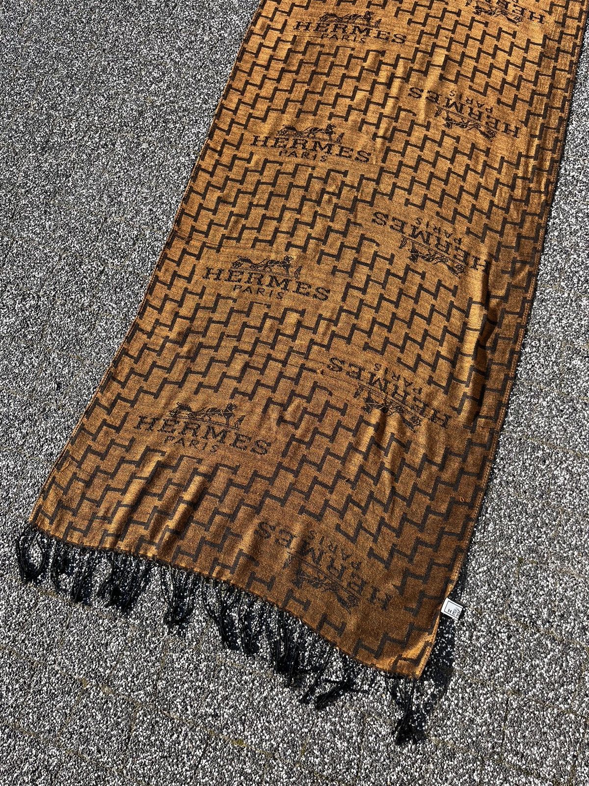 Other 🔥 Hermes Luxury Hologram Rare Archival Scarf Muffler Size ONE SIZE - 3 Thumbnail