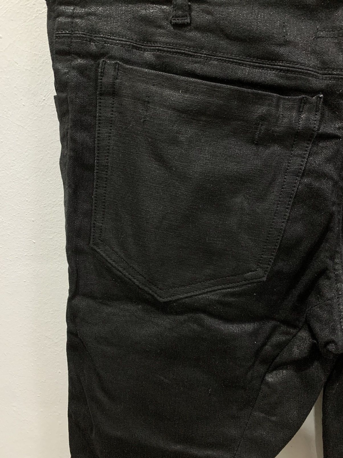 Julius JULIUS FALL WINTER 15-16 “SPHERE” COATED SKINNY LONG PANTS Size US 32 / EU 48 - 8 Thumbnail