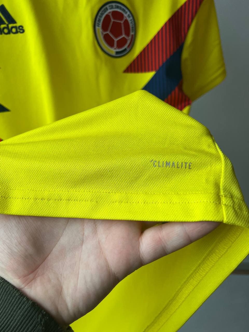 Adidas 2018/19 COLUMBIA TEAM HOME SOCCER JERSEY FOOTBALL SHIRT SZ M Size US M / EU 48-50 / 2 - 10 Thumbnail