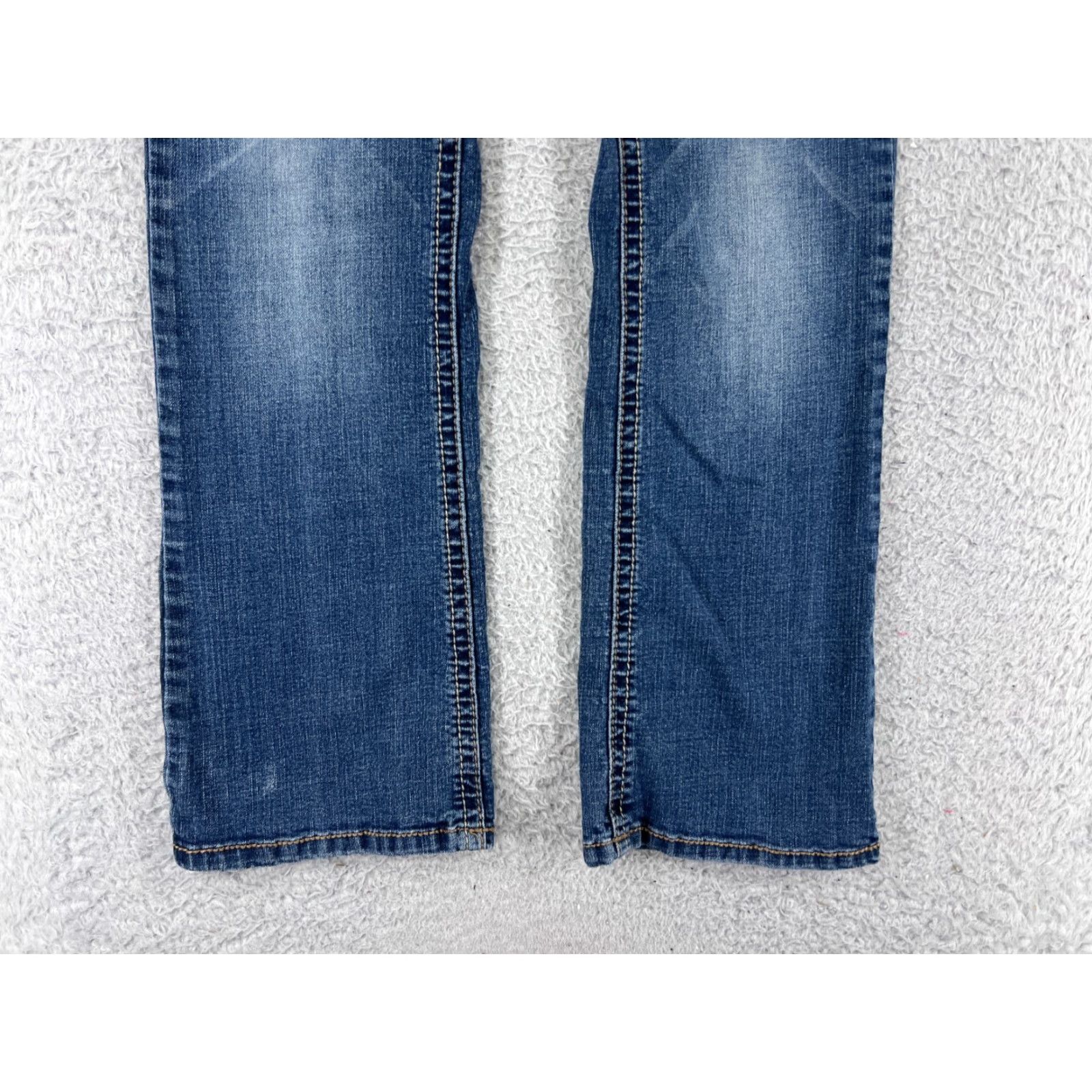 Vintage Wallflower Jeans Womens Jeans 3 Blue Denim Straight Low Rise Embroidered Cowboy Southwestern Designer 90s Womens Size 26" / US 2 / IT 38 - 5 Thumbnail