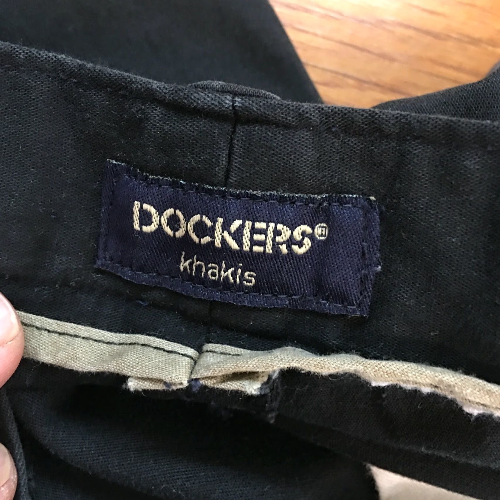 Dockers Dockers Mens Khakis Pants Flat Front Straight Black W40XL30 38 Inch Inseam Regular Rise High Casual Pants Mens Regular Khaki Black 90s? Size US 38 / EU 54 - 5 Thumbnail