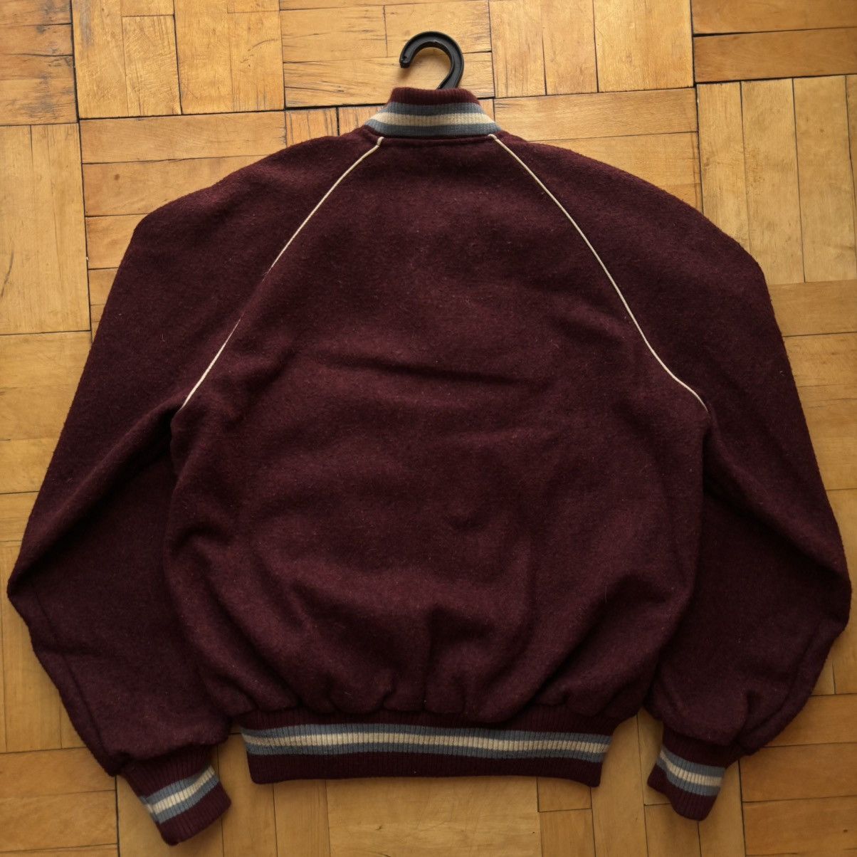 Vintage Vintage 70s Harvard Wool Varsity Bomber Jacket Burgundy Size US M / EU 48-50 / 2 - 4 Thumbnail