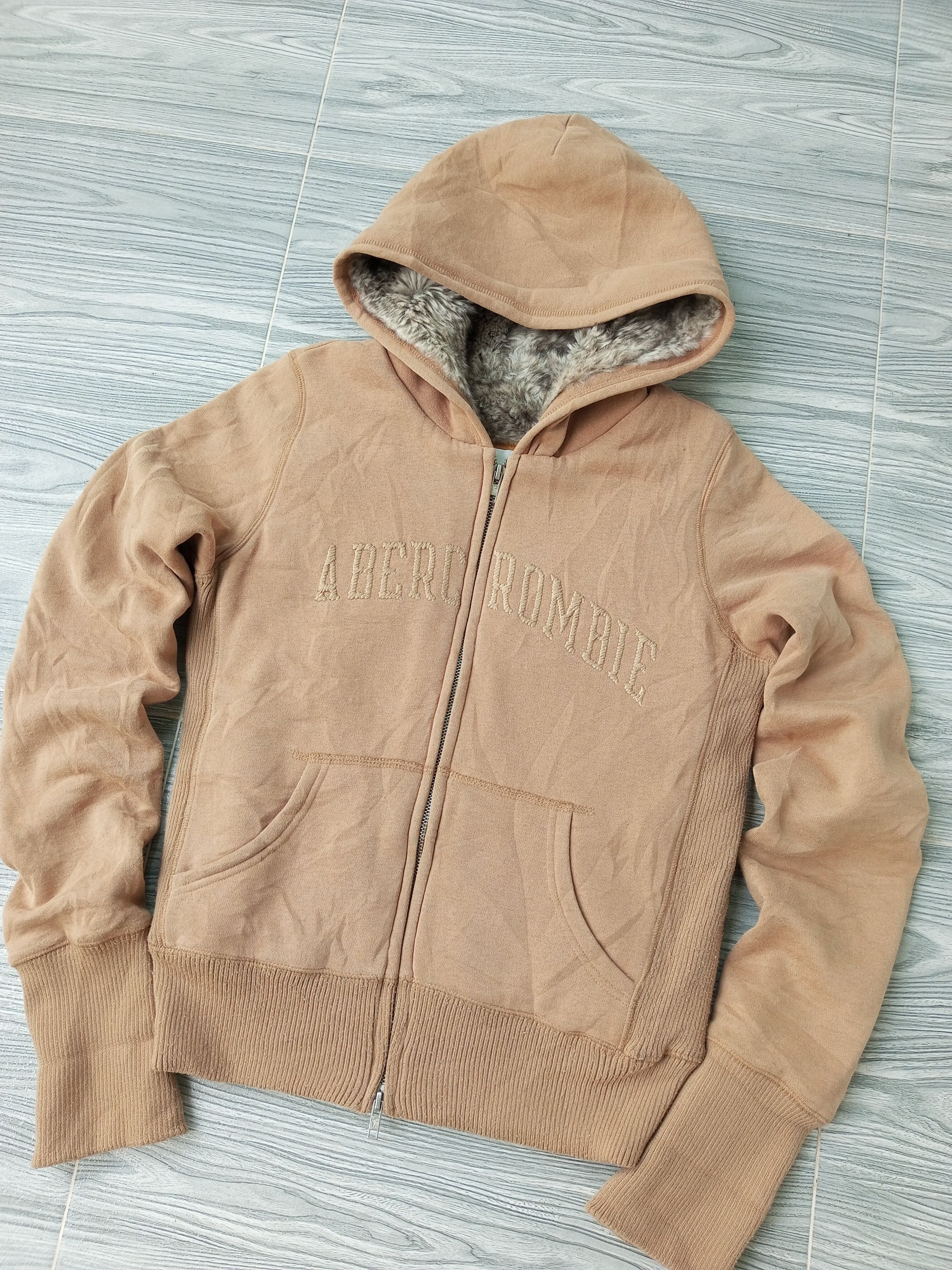 Abercrombie & Fitch Abercrombie & Fitch Fur Hood Zip Up Jacket Size US S / EU 44-46 / 1 - 3 Thumbnail