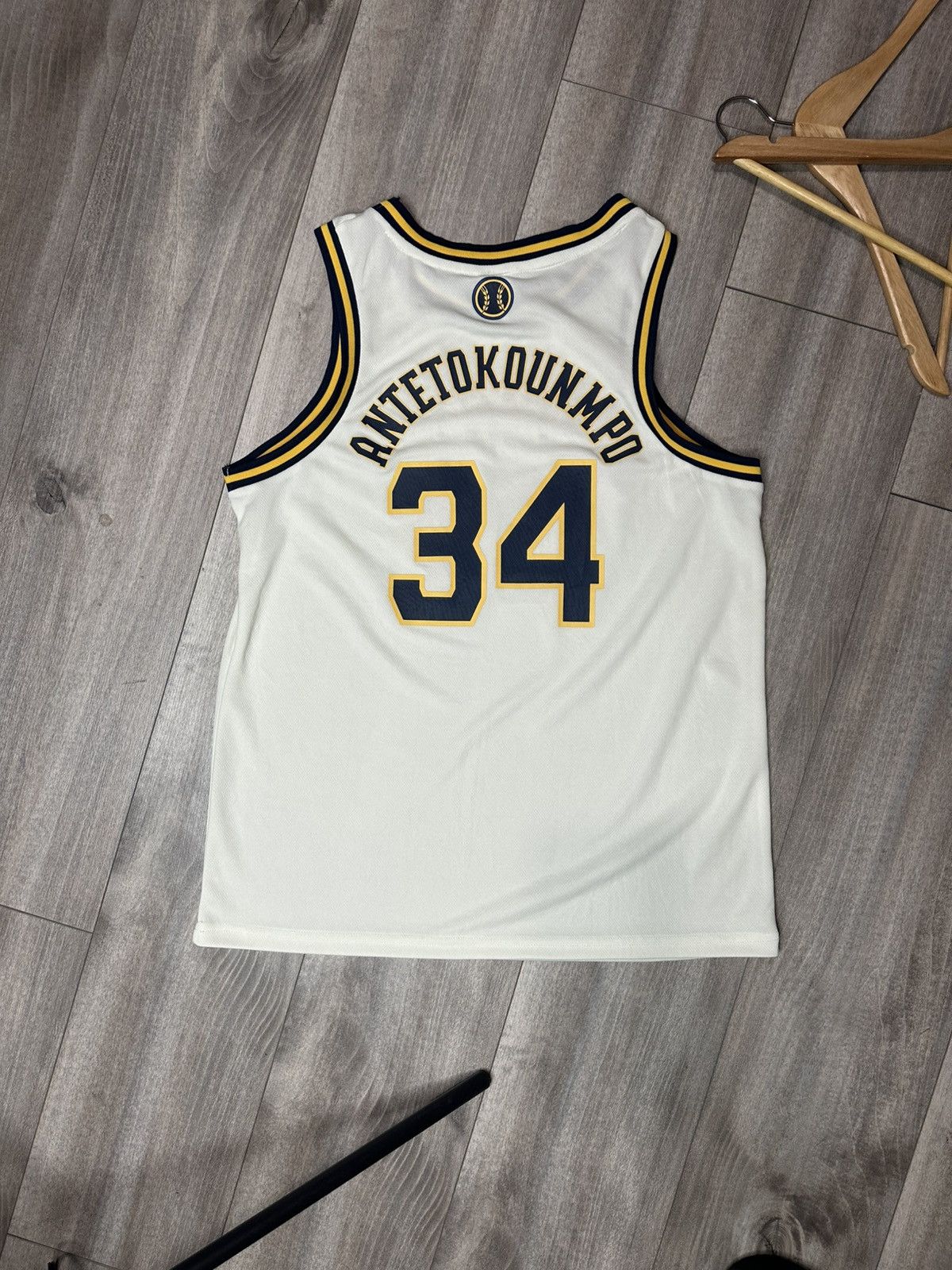 MLB MLB Milwauke Brewers Giannis Antetokounmpo Jersey #34 Size US M / EU 48-50 / 2 - 2 Thumbnail