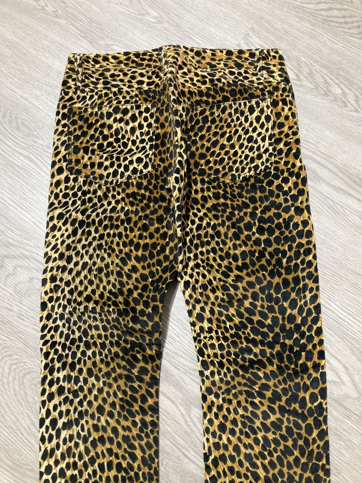Japanese Brand 2000s Loaf Leopard Motif Waxed Slim Fit Pants Lgb Size US 28 / EU 44 - 8 Thumbnail