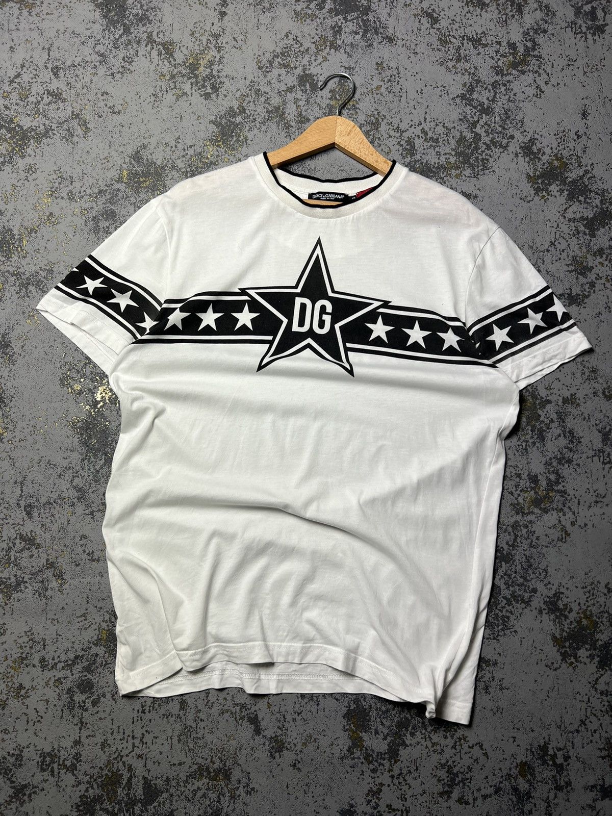 Dolce & Gabbana 😳Dolce Gabbana White DG Stars Millennials T-Shirt Size US L / EU 52-54 / 3 - 1 Thumbnail