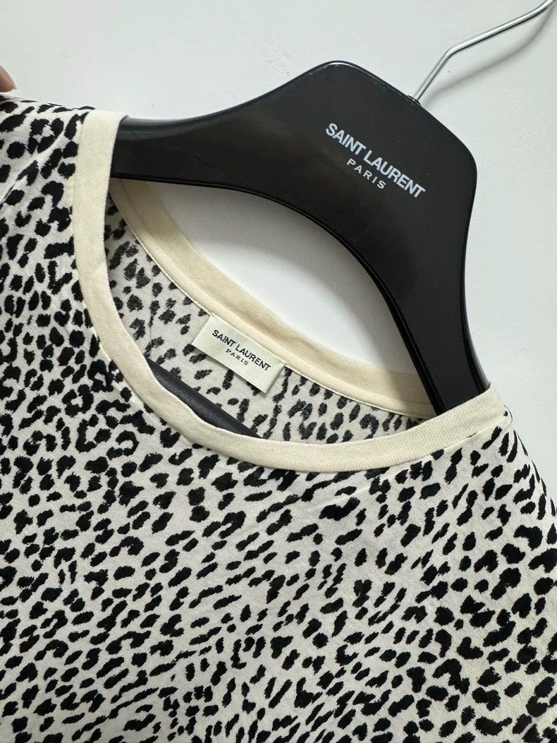 Saint Laurent Paris saint Laurent paris15ss full printed white leopard print s Size US L / EU 52-54 / 3 - 4 Thumbnail