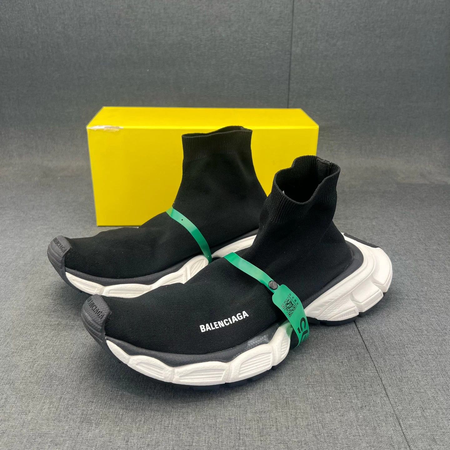 Balenciaga Balenciaga 3XL Sock Sneaker Black 43 Size US 10 / EU 43 - 1 Thumbnail