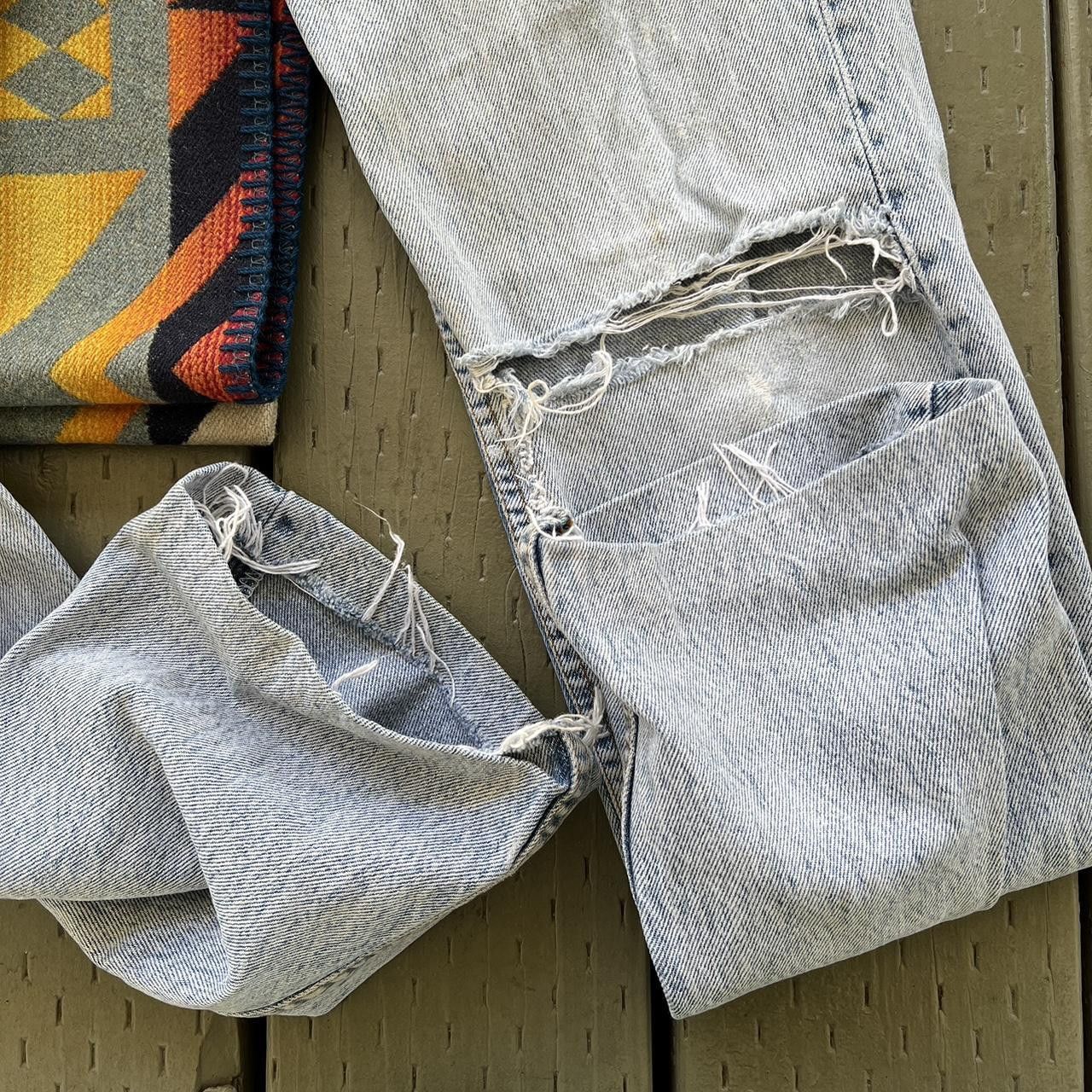 Levi's Vintage Levis 501 Jeans Men 26x30 Made in USA Button Fly Size US 26 / EU 42 - 8 Thumbnail