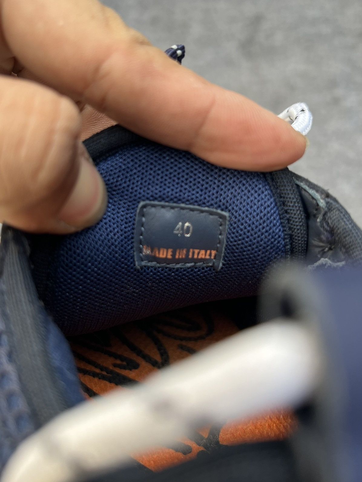 Versace Versace Chain Reaction 2 Navy Blue Sneakers Size US 7 / EU 40 - 11 Thumbnail