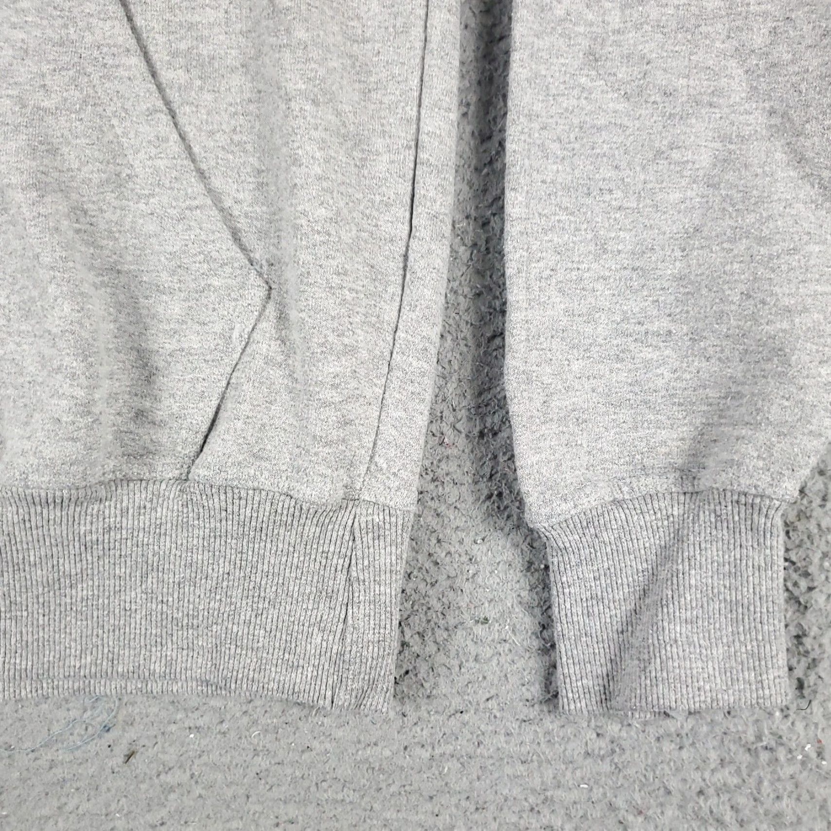 Champion VINTAGE Champion Hoodie Pullover Mens Small Gray Knit Sweatshirt All Seasons Outdoor Modern Sports Size US S / EU 44-46 / 1 - 4 Thumbnail