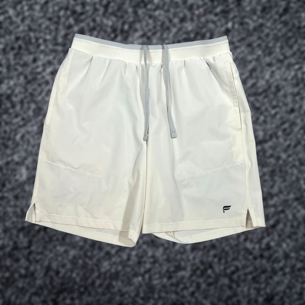 Fabletics Fabletics Shorts Men Large White Performance Workout Gym Athletic Lined Size US 32 / EU 48 - 1 Thumbnail
