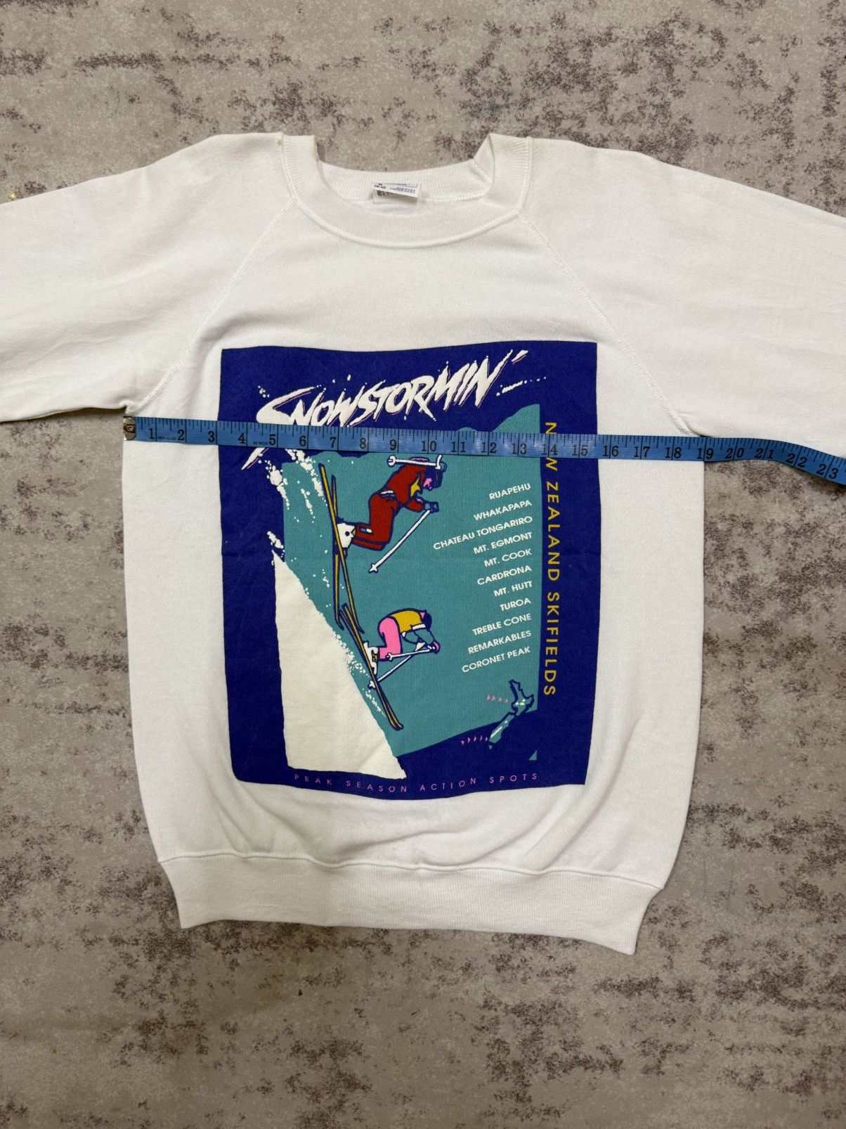 Vintage Vintage 90s Snowstormin NewZealendSkifields Hanes Sweatshirt Size US S / EU 44-46 / 1 - 16 Thumbnail